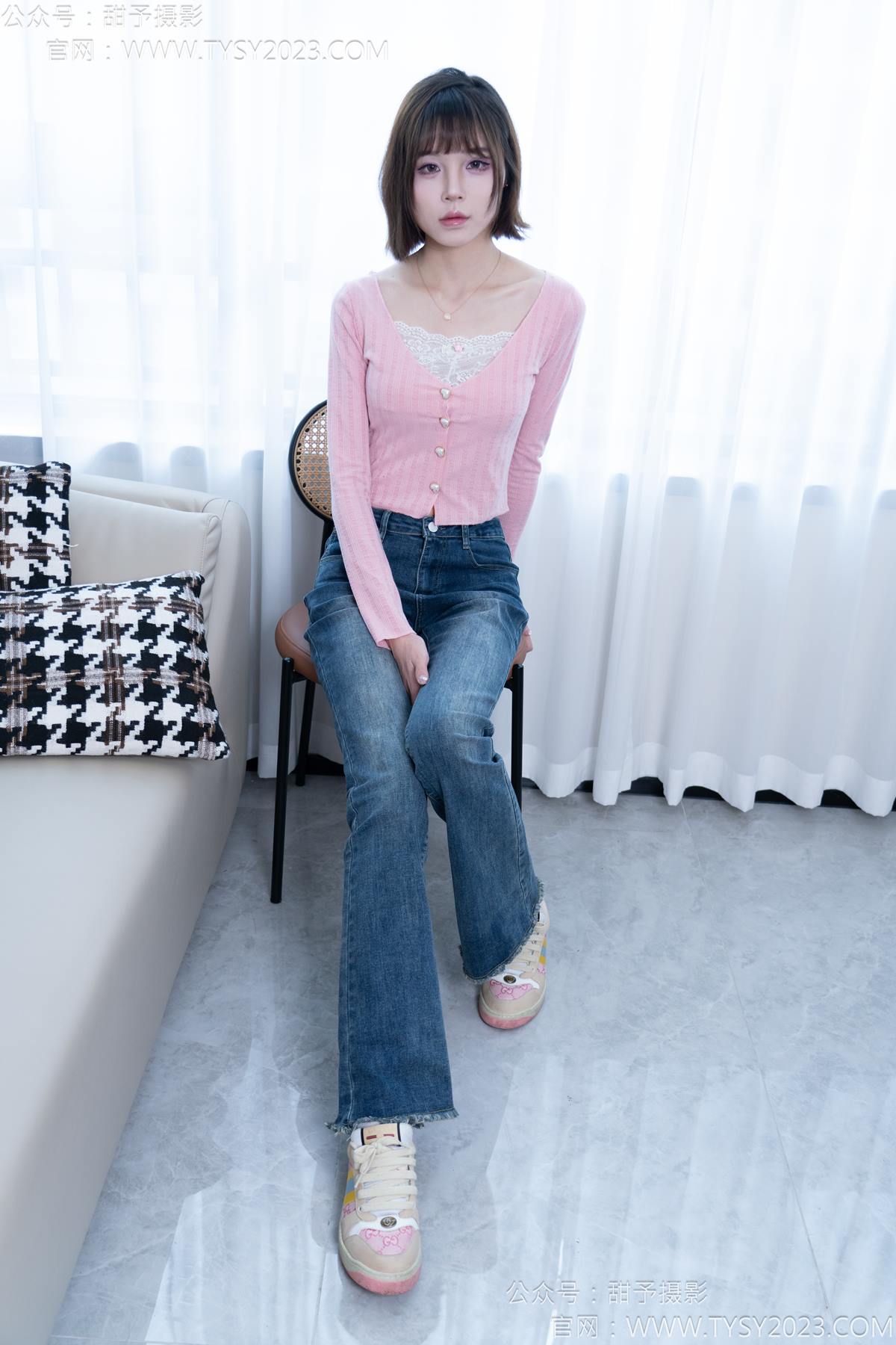 图片[99]-甜予摄影 NO.170 珞珞-板鞋、白棉袜、裸足[98P] – 速更版-美库