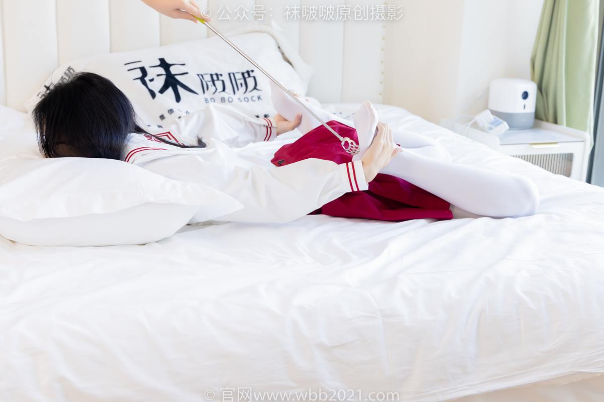 图片[27]-[BoBoSocks袜啵啵]NO.545 奶油-白色马丁靴、厚白丝、jk制服、瑜伽动作时用老头乐挠脚剧情[104P] – 速更版-美库