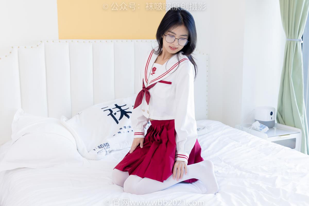 图片[74]-[BoBoSocks袜啵啵]NO.545 奶油-白色马丁靴、厚白丝、jk制服、瑜伽动作时用老头乐挠脚剧情[104P] – 速更版-美库