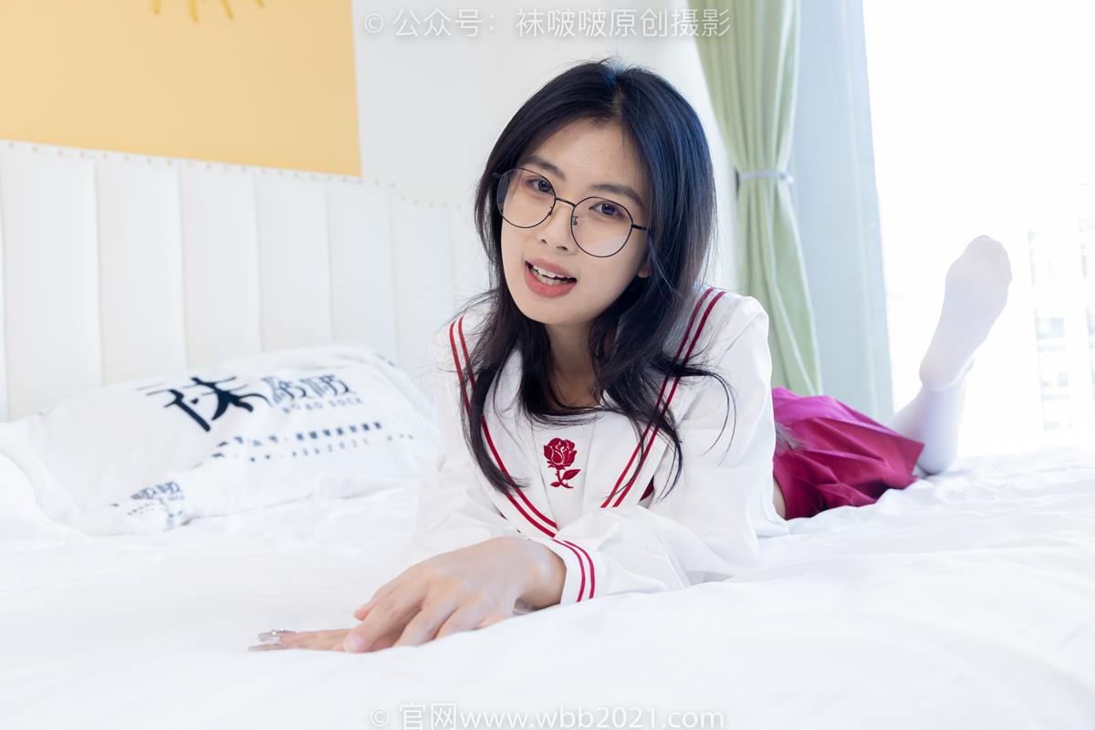 图片[82]-[BoBoSocks袜啵啵]NO.545 奶油-白色马丁靴、厚白丝、jk制服、瑜伽动作时用老头乐挠脚剧情[104P] – 速更版-美库