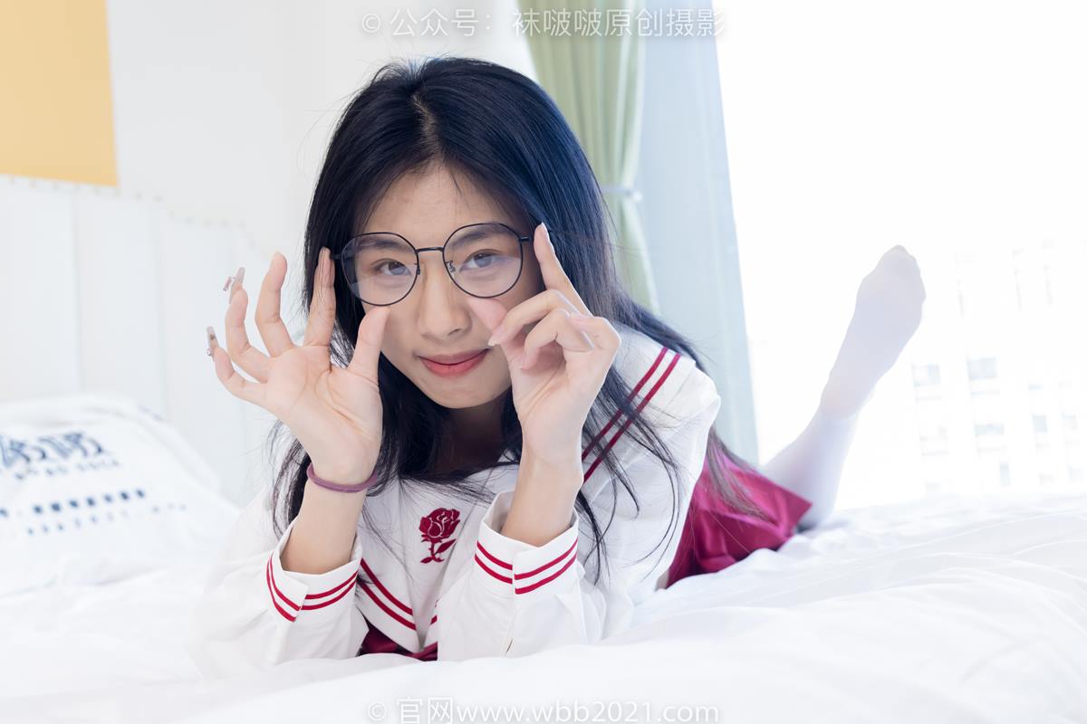 图片[83]-[BoBoSocks袜啵啵]NO.545 奶油-白色马丁靴、厚白丝、jk制服、瑜伽动作时用老头乐挠脚剧情[104P] – 速更版-美库