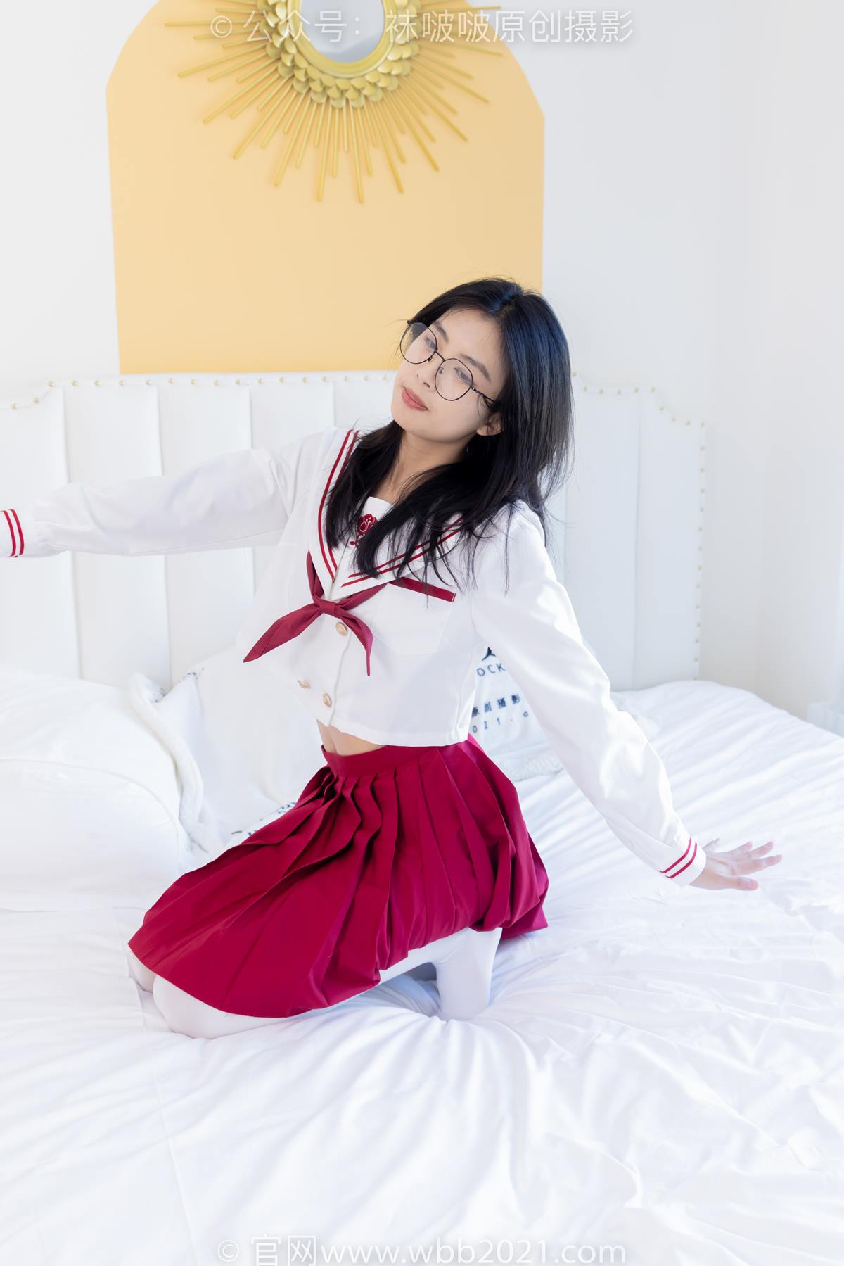 图片[94]-[BoBoSocks袜啵啵]NO.545 奶油-白色马丁靴、厚白丝、jk制服、瑜伽动作时用老头乐挠脚剧情[104P] – 速更版-美库