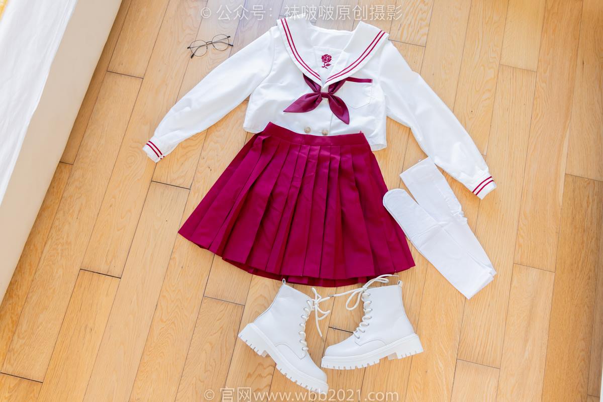 图片[98]-[BoBoSocks袜啵啵]NO.545 奶油-白色马丁靴、厚白丝、jk制服、瑜伽动作时用老头乐挠脚剧情[104P] – 速更版-美库