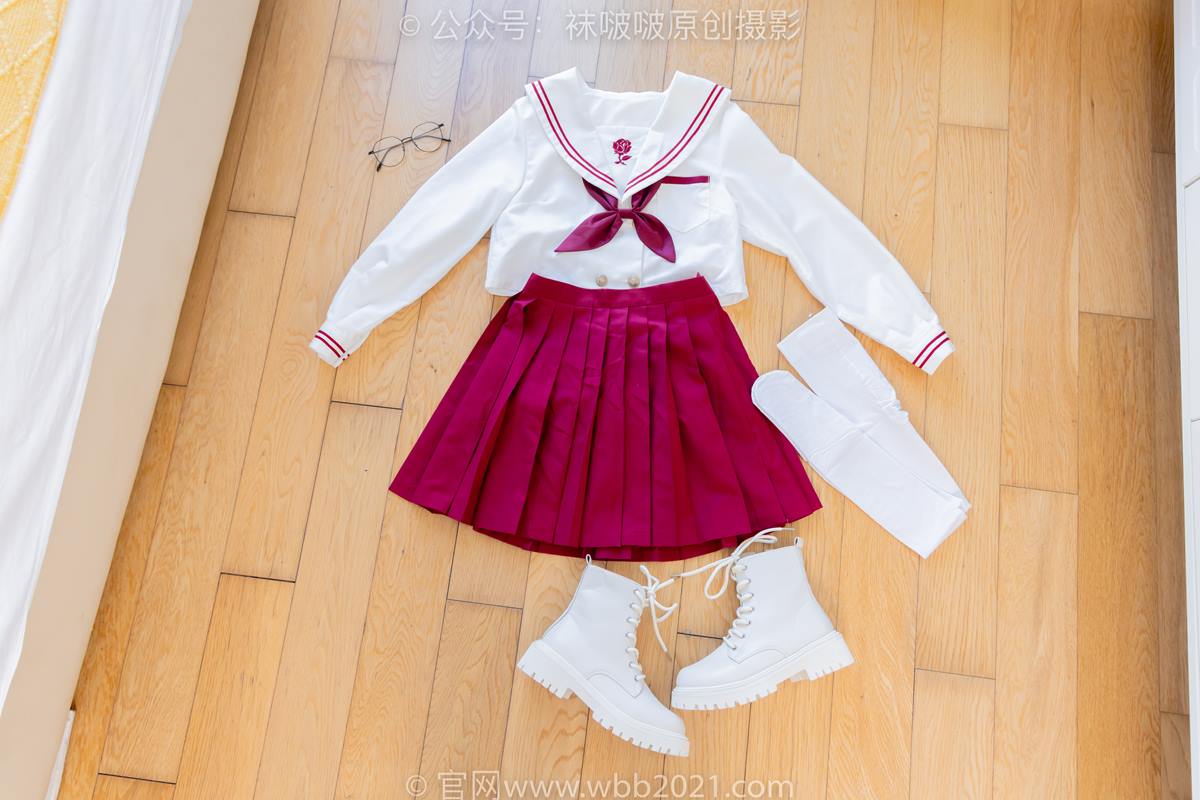 图片[99]-[BoBoSocks袜啵啵]NO.545 奶油-白色马丁靴、厚白丝、jk制服、瑜伽动作时用老头乐挠脚剧情[104P] – 速更版-美库