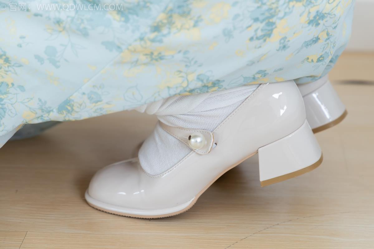 图片[24]-物恋传媒 NO.2350 小椿-高跟鞋、白棉袜、裸足[150P] – 速更版-美库