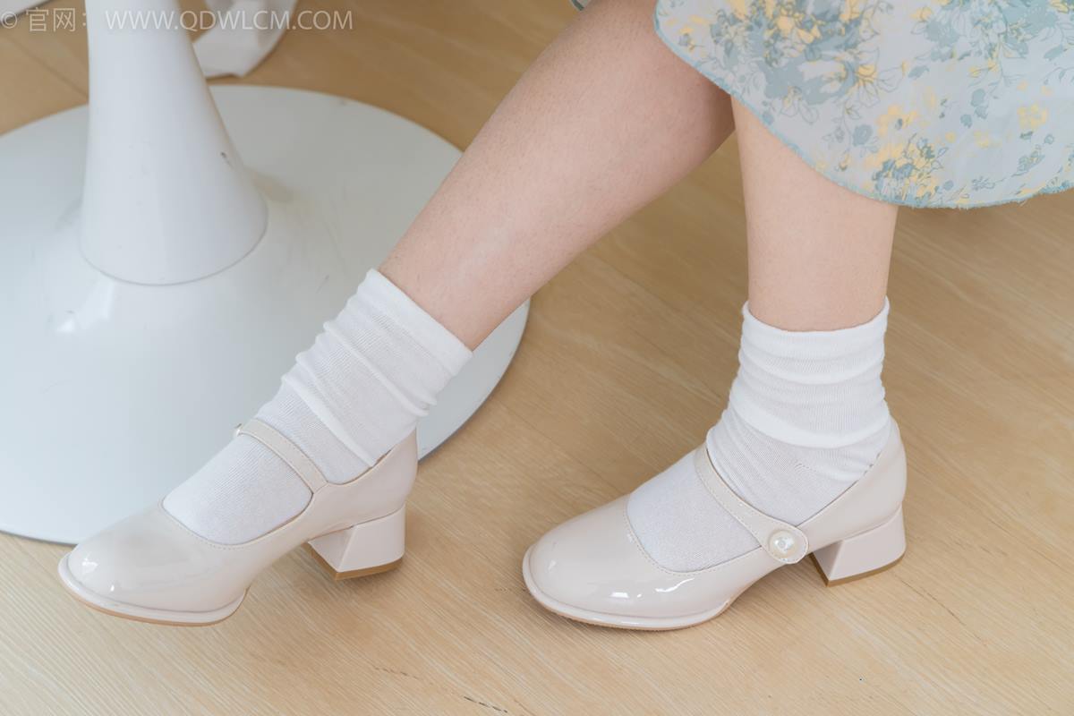图片[30]-物恋传媒 NO.2350 小椿-高跟鞋、白棉袜、裸足[150P] – 速更版-美库