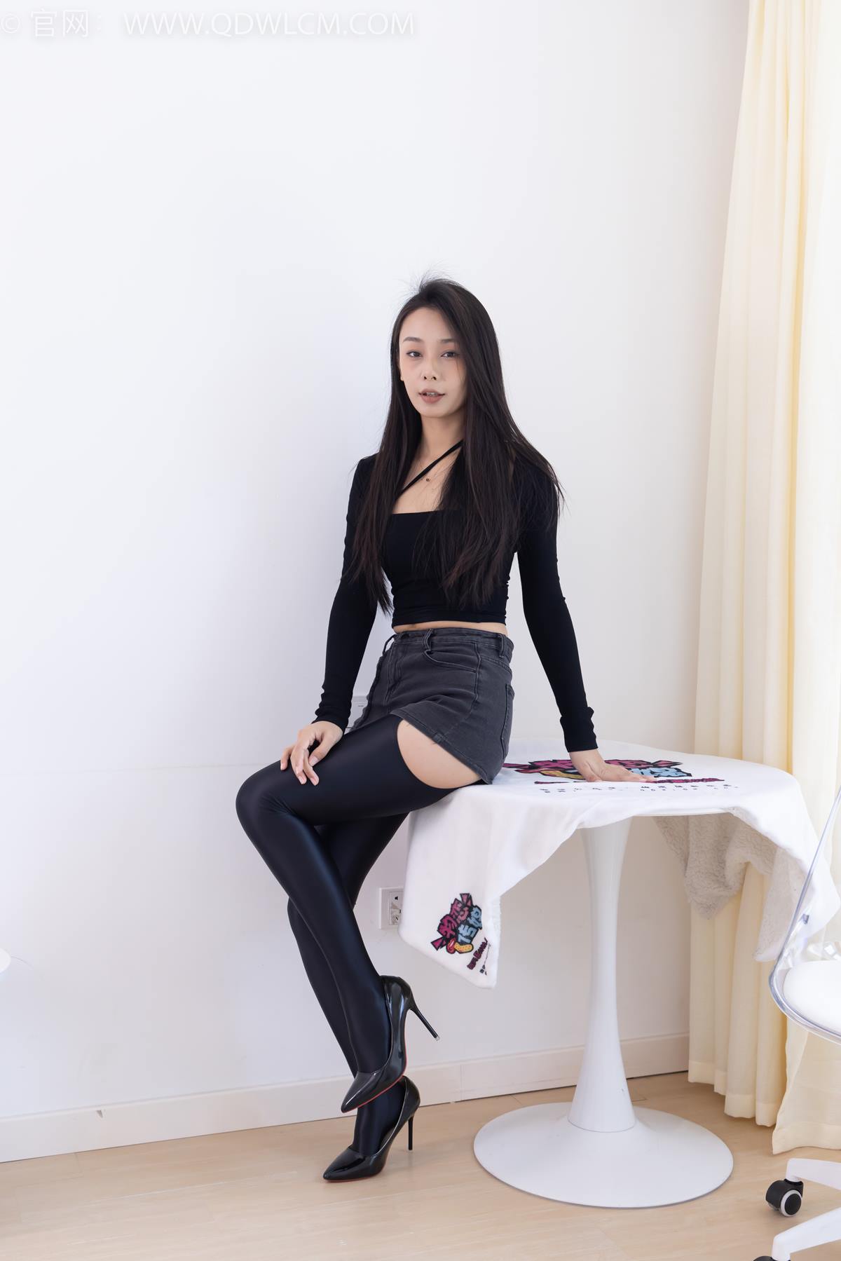 图片[18]-物恋传媒 NO.2351 岚岚-高跟鞋、油亮厚黑丝吊带袜、昏睡剧情[157P] – 速更版-美库