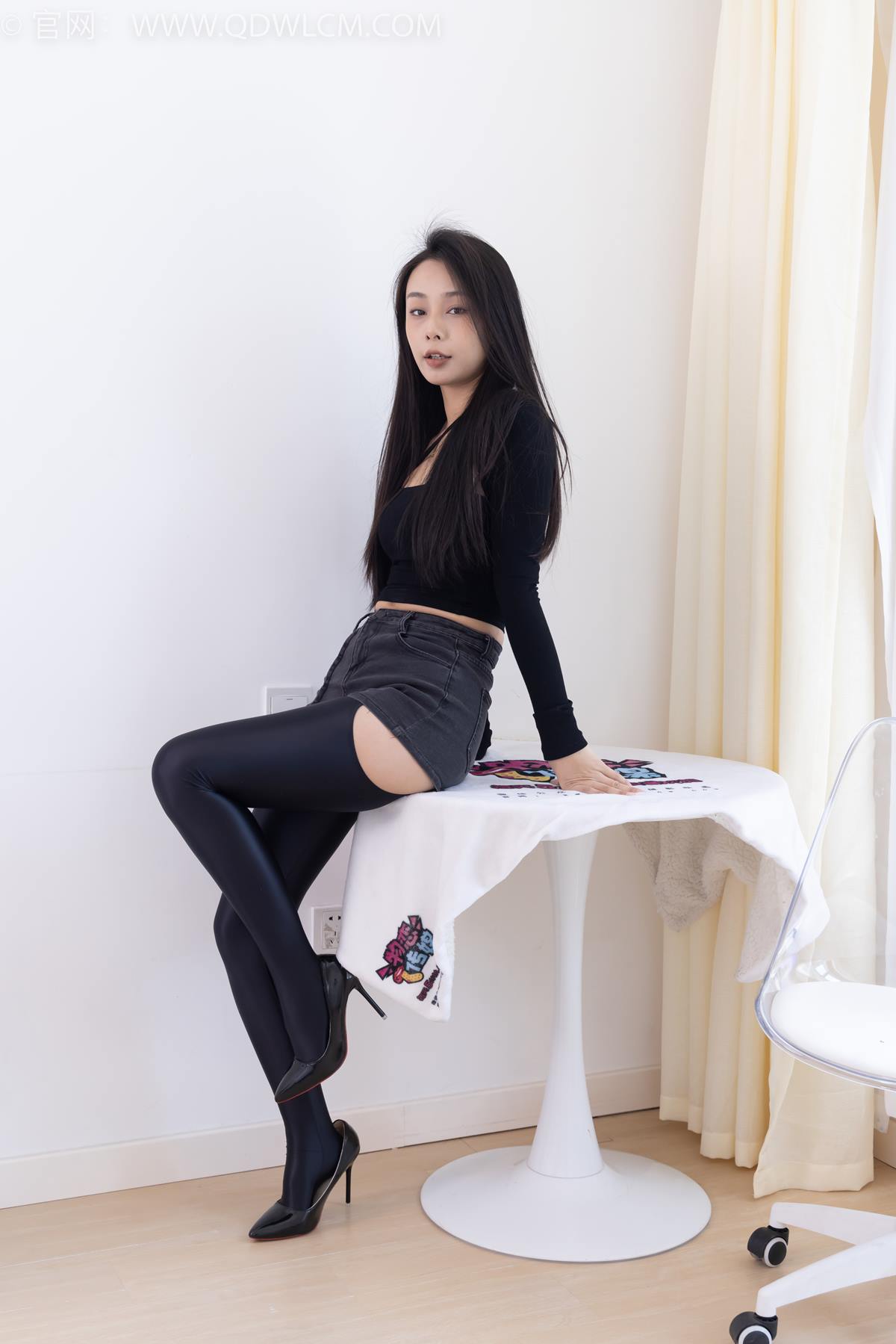 图片[19]-物恋传媒 NO.2351 岚岚-高跟鞋、油亮厚黑丝吊带袜、昏睡剧情[157P] – 速更版-美库