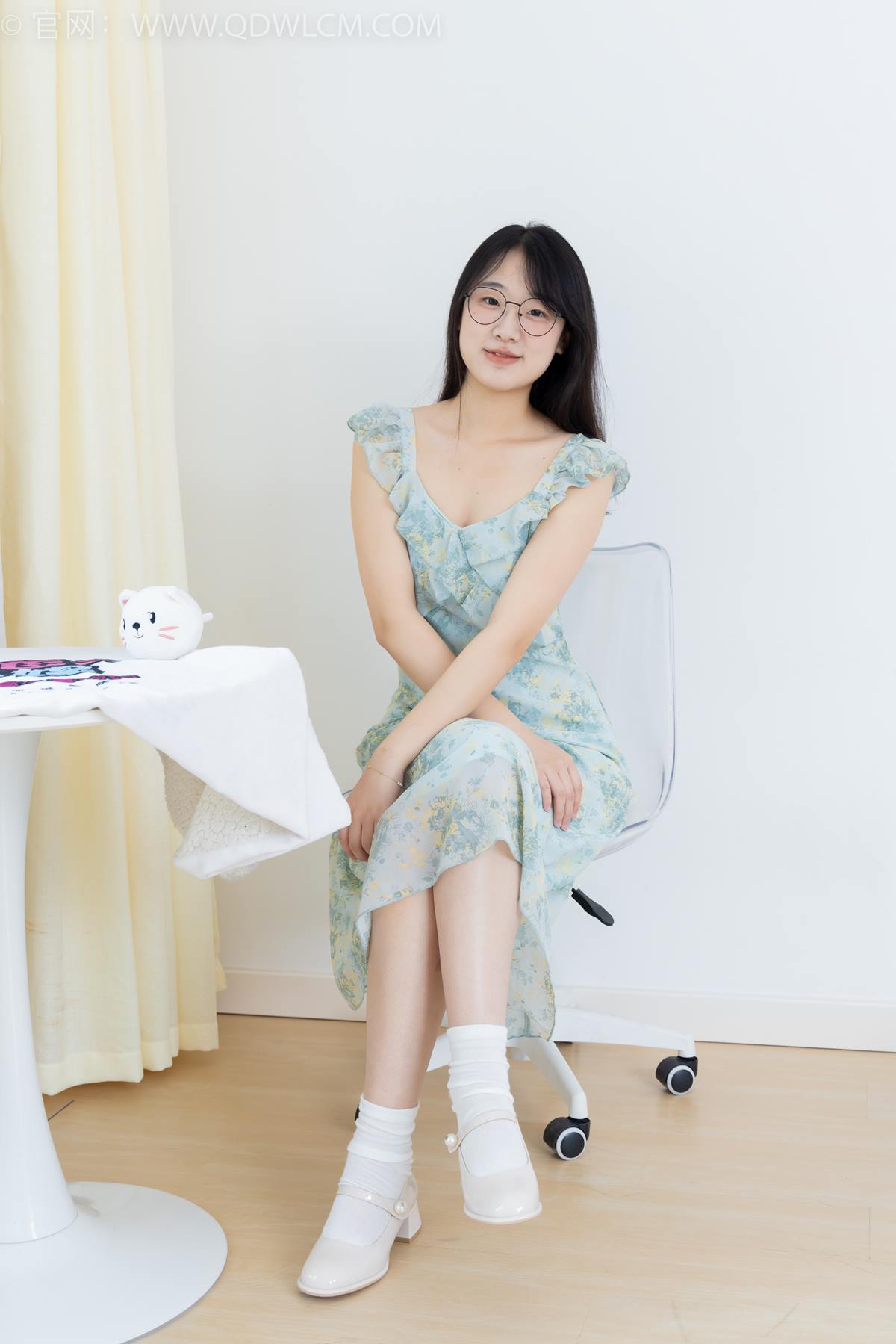 图片[36]-物恋传媒 NO.2350 小椿-高跟鞋、白棉袜、裸足[150P] – 速更版-美库