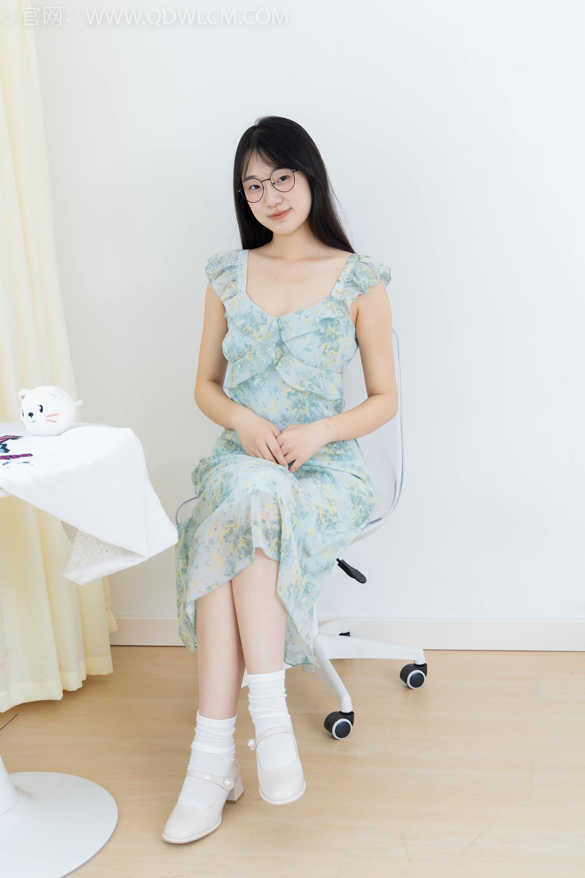 图片[38]-物恋传媒 NO.2350 小椿-高跟鞋、白棉袜、裸足[150P] – 速更版-美库