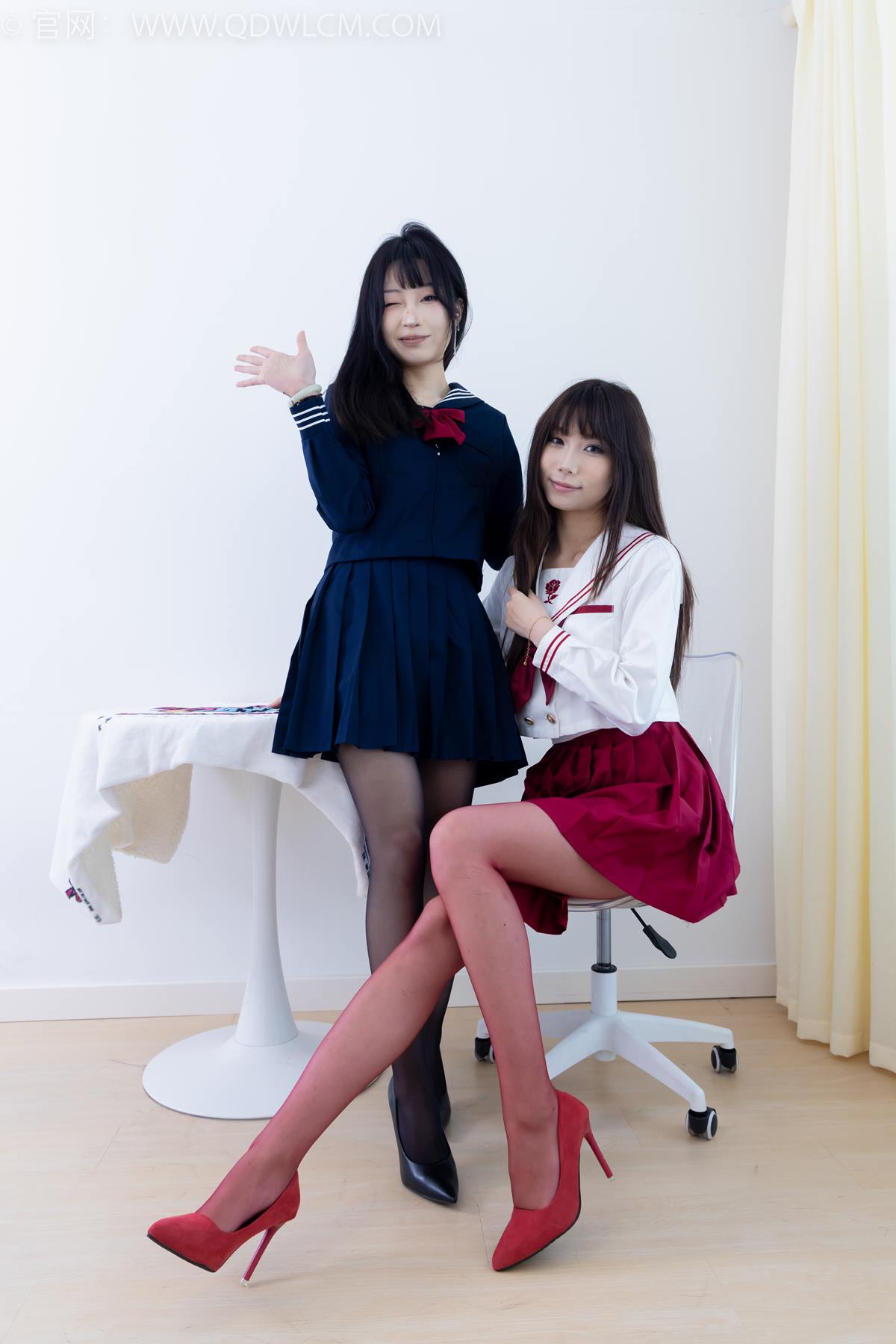 图片[15]-物恋传媒 NO.2352 泡泡嘟嘟-高跟鞋、油亮薄红丝、油亮薄黑丝、jk制服[135P] – 速更版-美库