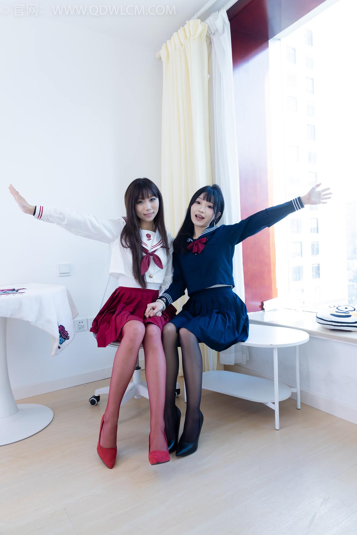 图片[21]-物恋传媒 NO.2352 泡泡嘟嘟-高跟鞋、油亮薄红丝、油亮薄黑丝、jk制服[135P] – 速更版-美库