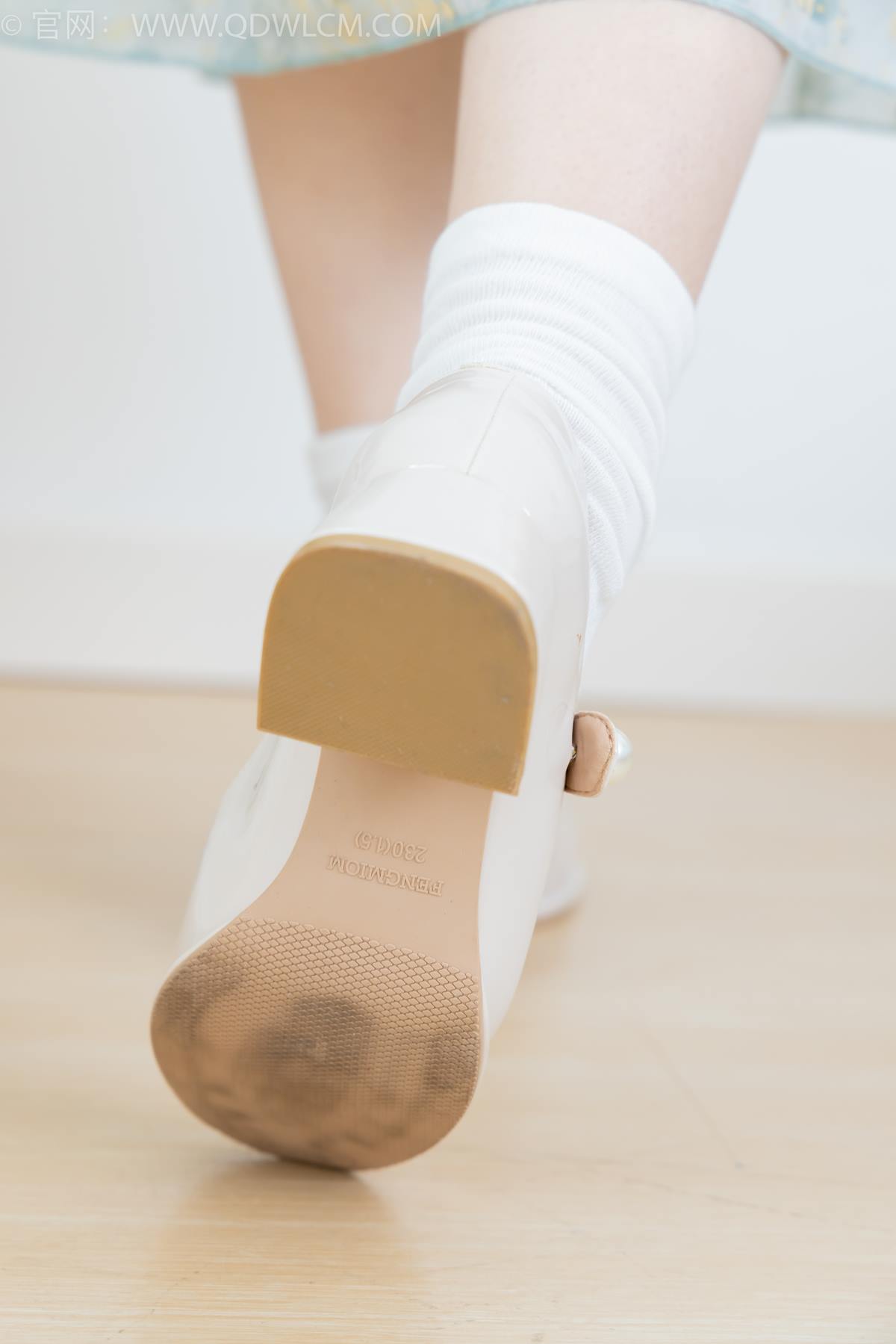 图片[48]-物恋传媒 NO.2350 小椿-高跟鞋、白棉袜、裸足[150P] – 速更版-美库