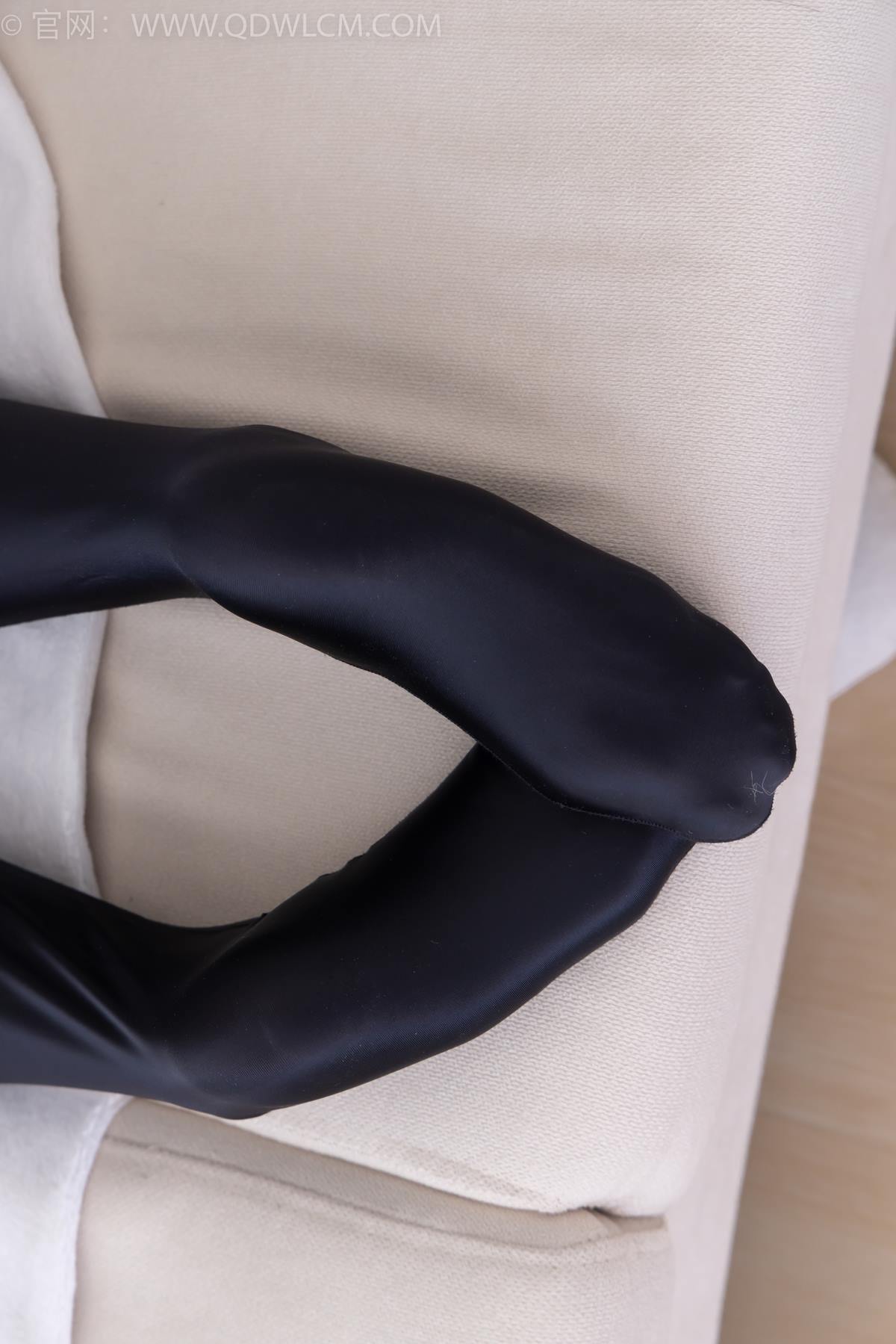 图片[51]-物恋传媒 NO.2351 岚岚-高跟鞋、油亮厚黑丝吊带袜、昏睡剧情[157P] – 速更版-美库