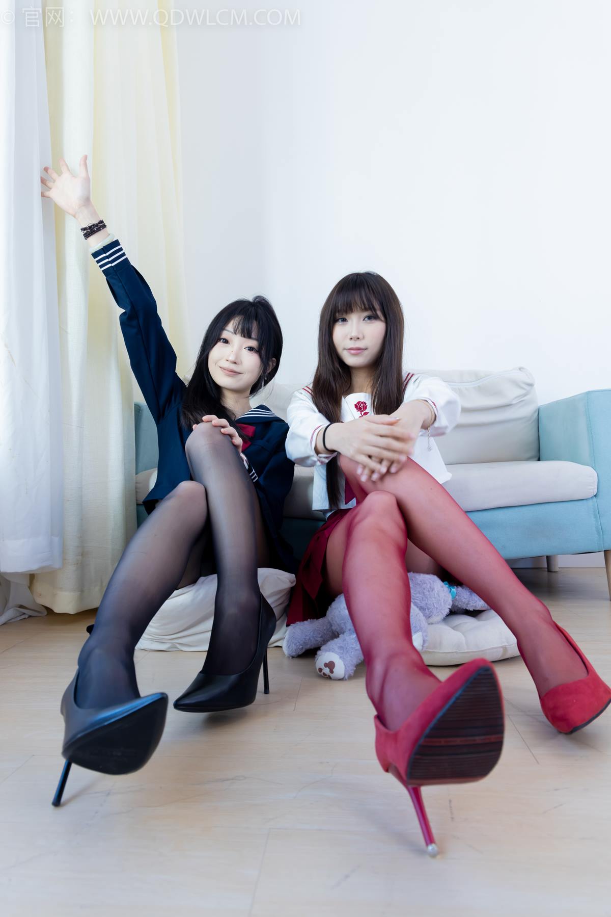 图片[48]-物恋传媒 NO.2352 泡泡嘟嘟-高跟鞋、油亮薄红丝、油亮薄黑丝、jk制服[135P] – 速更版-美库