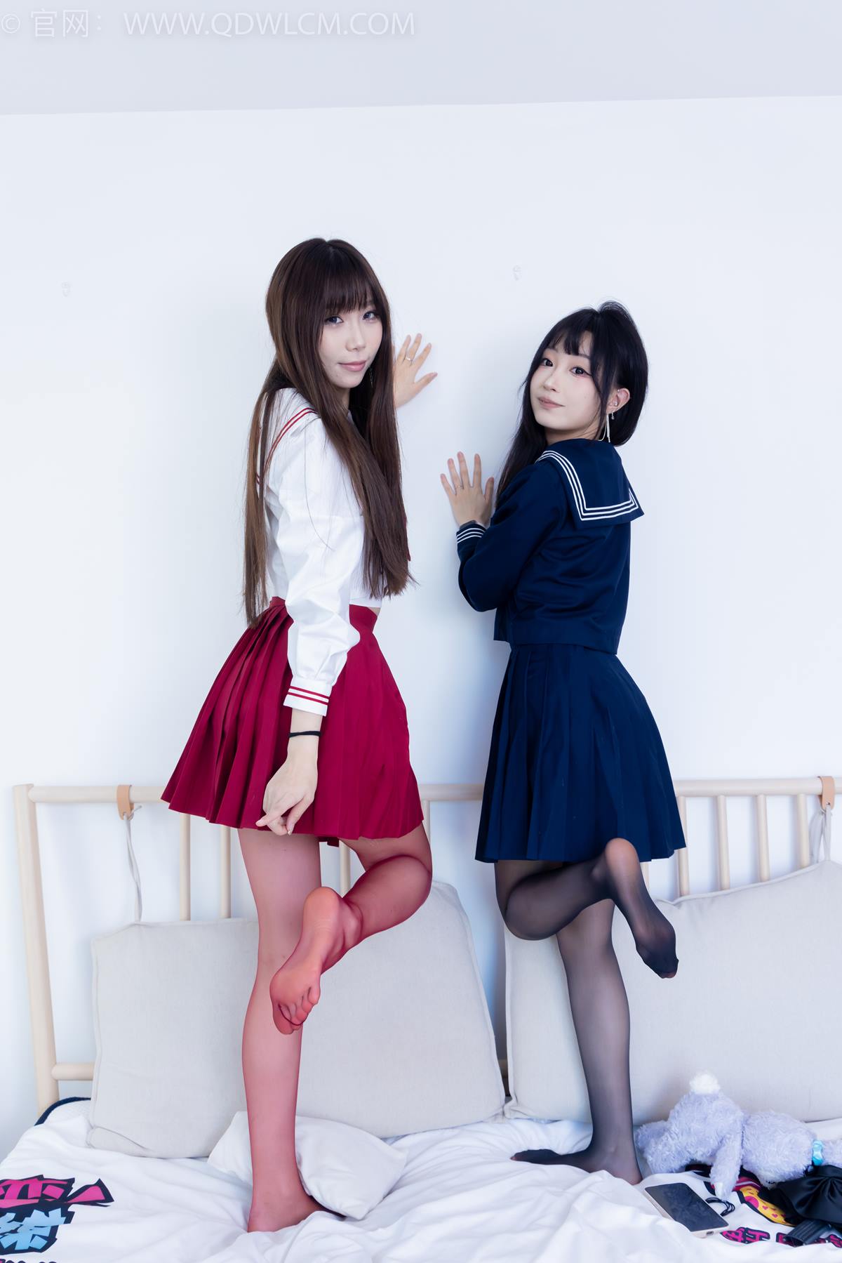 图片[111]-物恋传媒 NO.2352 泡泡嘟嘟-高跟鞋、油亮薄红丝、油亮薄黑丝、jk制服[135P] – 速更版-美库