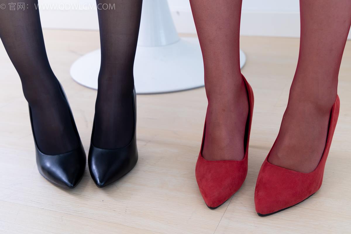 图片[136]-物恋传媒 NO.2352 泡泡嘟嘟-高跟鞋、油亮薄红丝、油亮薄黑丝、jk制服[135P] – 速更版-美库