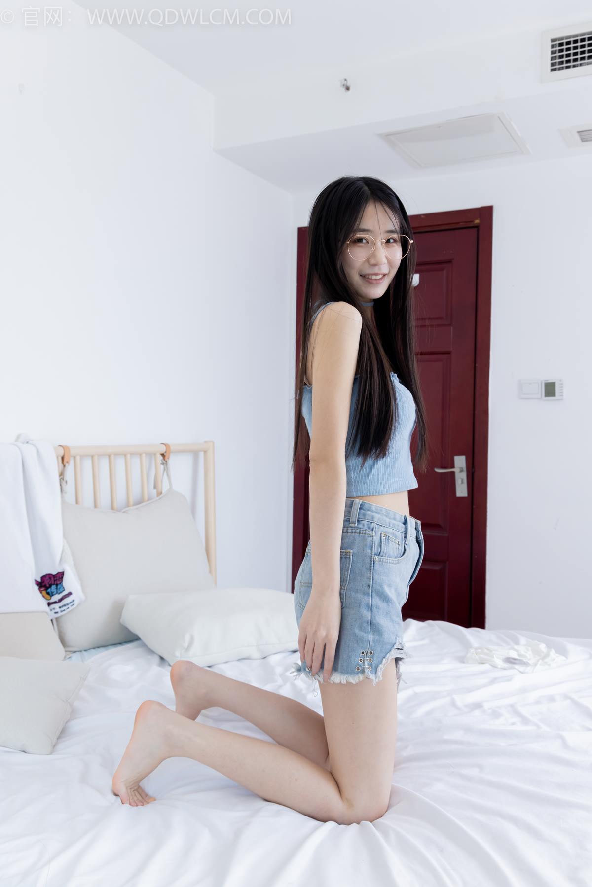 图片[25]-物恋传媒 NO.2353 菜菜-木屐人字拖、薄黑丝、裸足[107P] – 速更版-美库