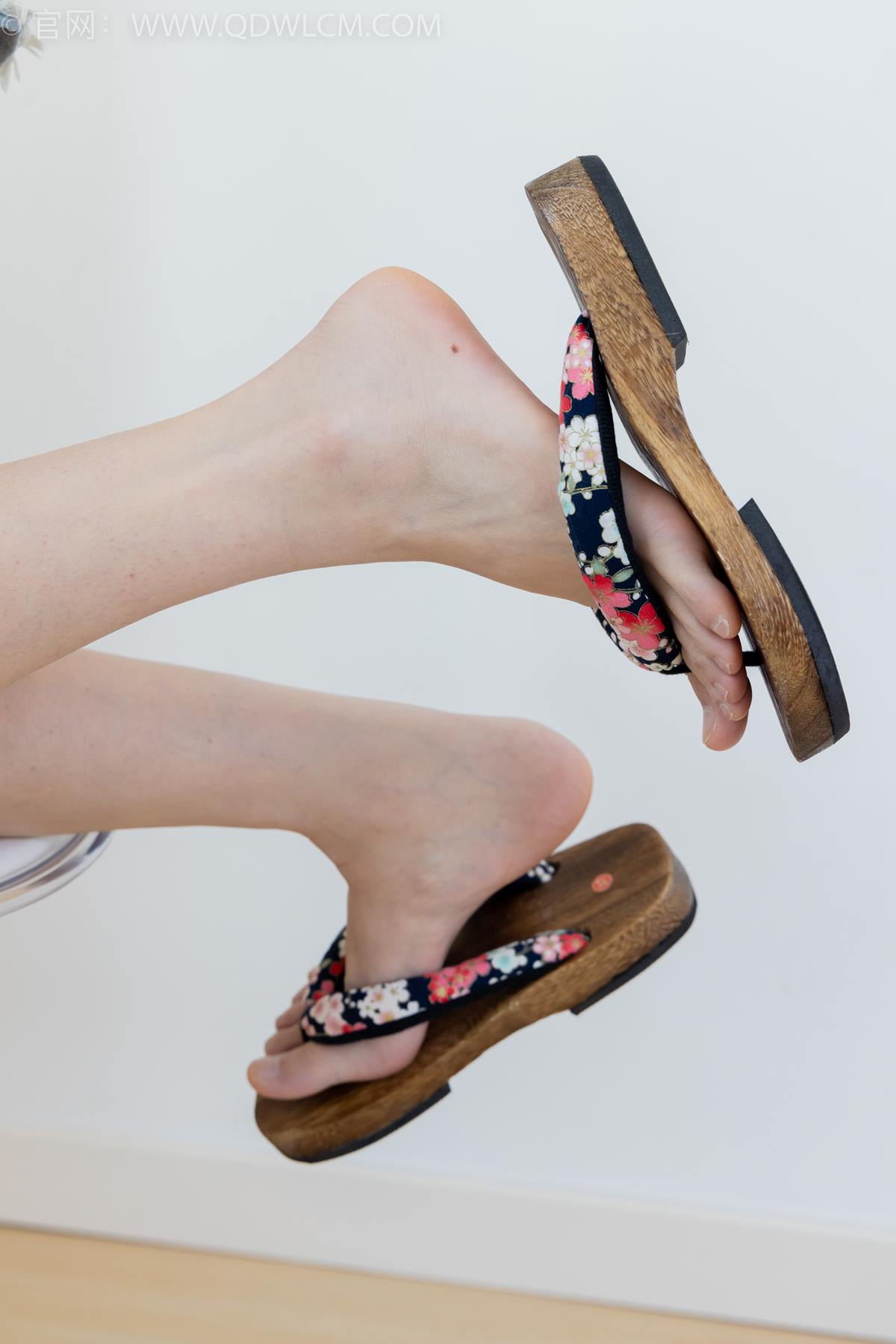 图片[38]-物恋传媒 NO.2353 菜菜-木屐人字拖、薄黑丝、裸足[107P] – 速更版-美库