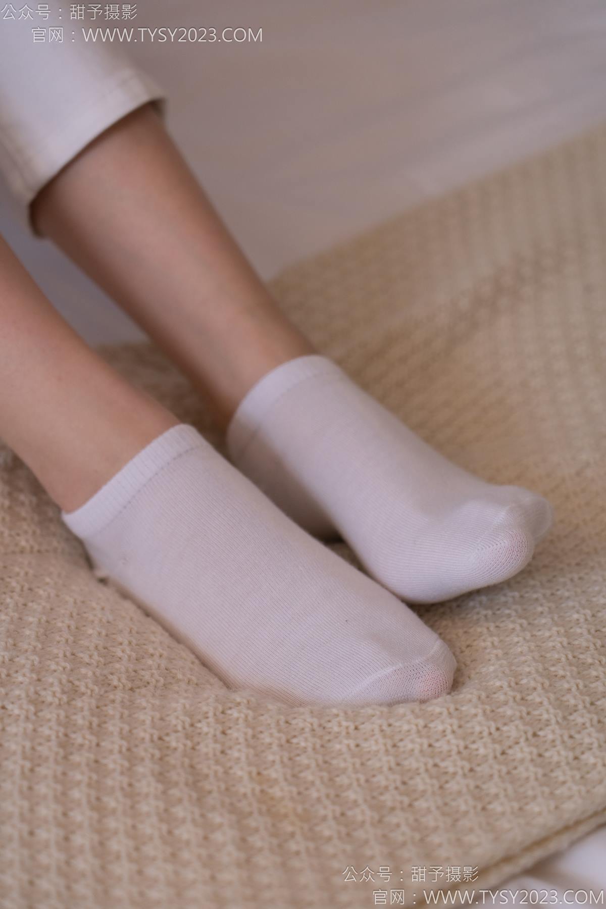 图片[43]-甜予摄影 NO.171 璇璇-帆布鞋、白棉袜、抖腿剧情[107P] – 速更版-美库