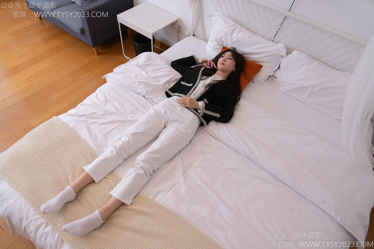 图片[73]-甜予摄影 NO.171 璇璇-帆布鞋、白棉袜、抖腿剧情[107P] – 速更版-美库