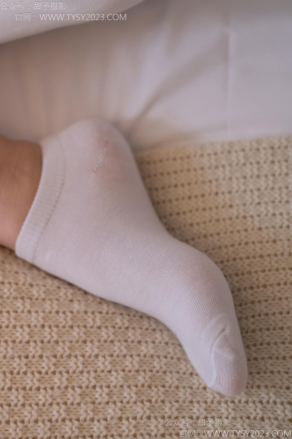 图片[104]-甜予摄影 NO.171 璇璇-帆布鞋、白棉袜、抖腿剧情[107P] – 速更版-美库