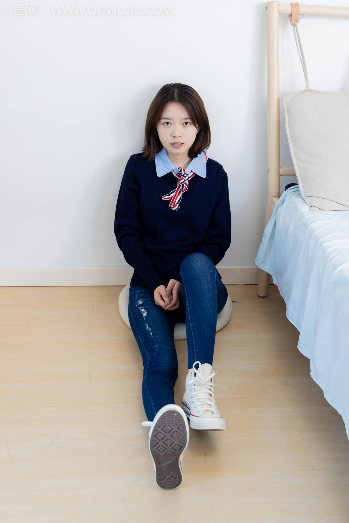 图片[23]-物恋传媒 NO.2354 小悦-帆布鞋、白棉袜、裸足[110P] – 速更版-美库