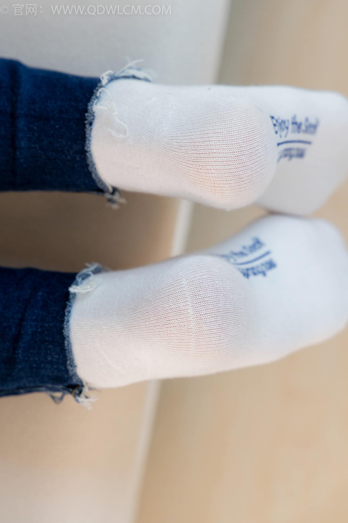 图片[36]-物恋传媒 NO.2354 小悦-帆布鞋、白棉袜、裸足[110P] – 速更版-美库