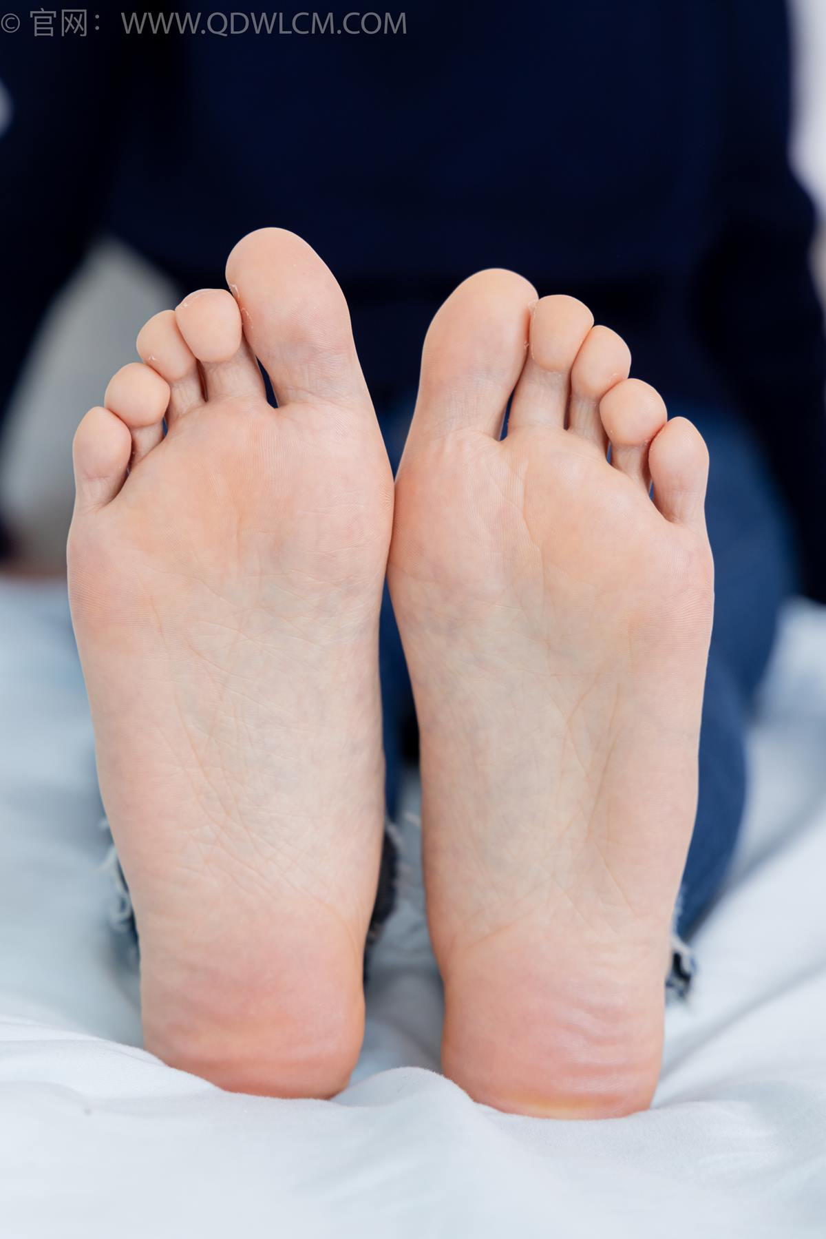 图片[49]-物恋传媒 NO.2354 小悦-帆布鞋、白棉袜、裸足[110P] – 速更版-美库