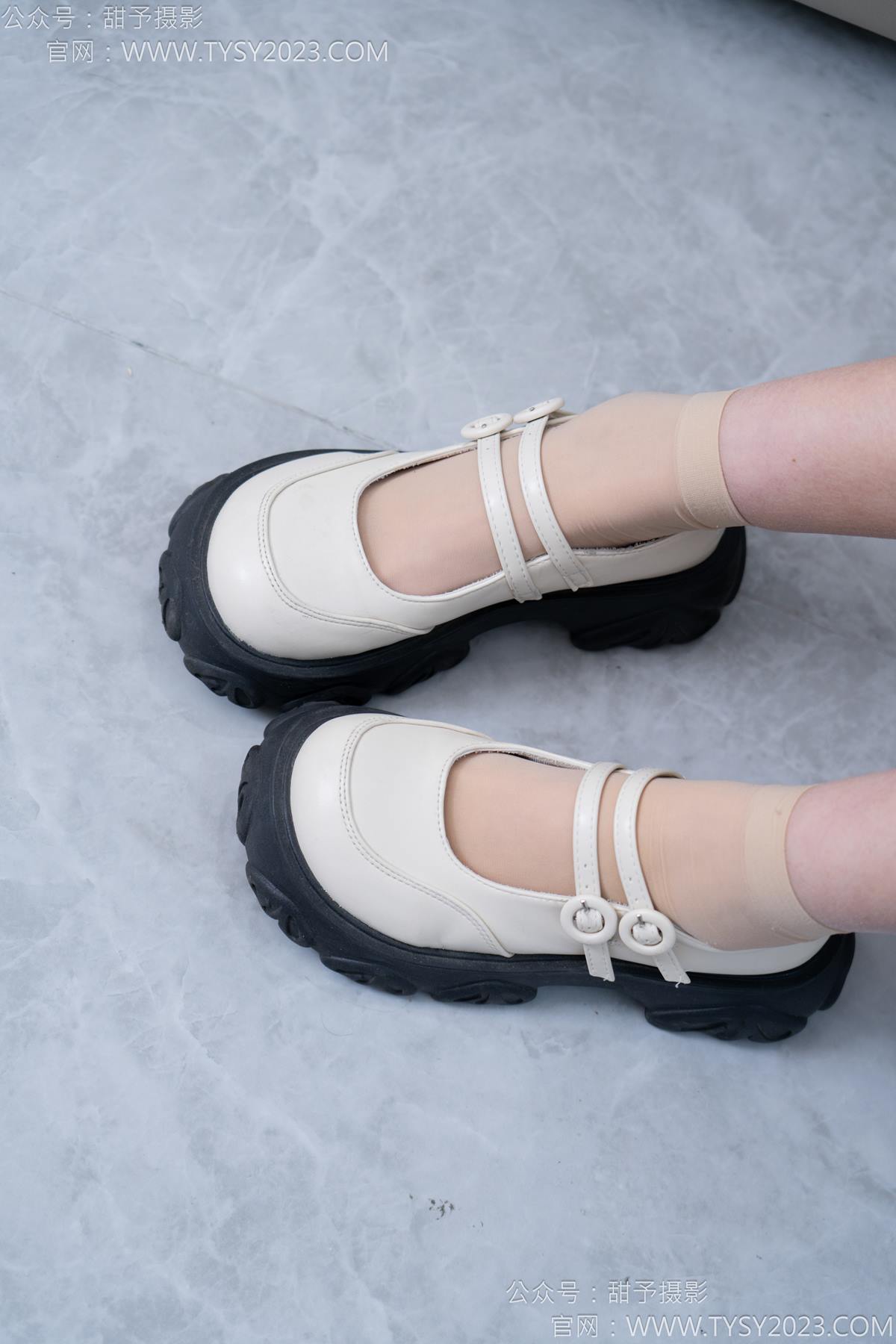 图片[12]-甜予摄影 NO.172 知知-皮鞋、短肉丝、裸足[130P] – 速更版-美库