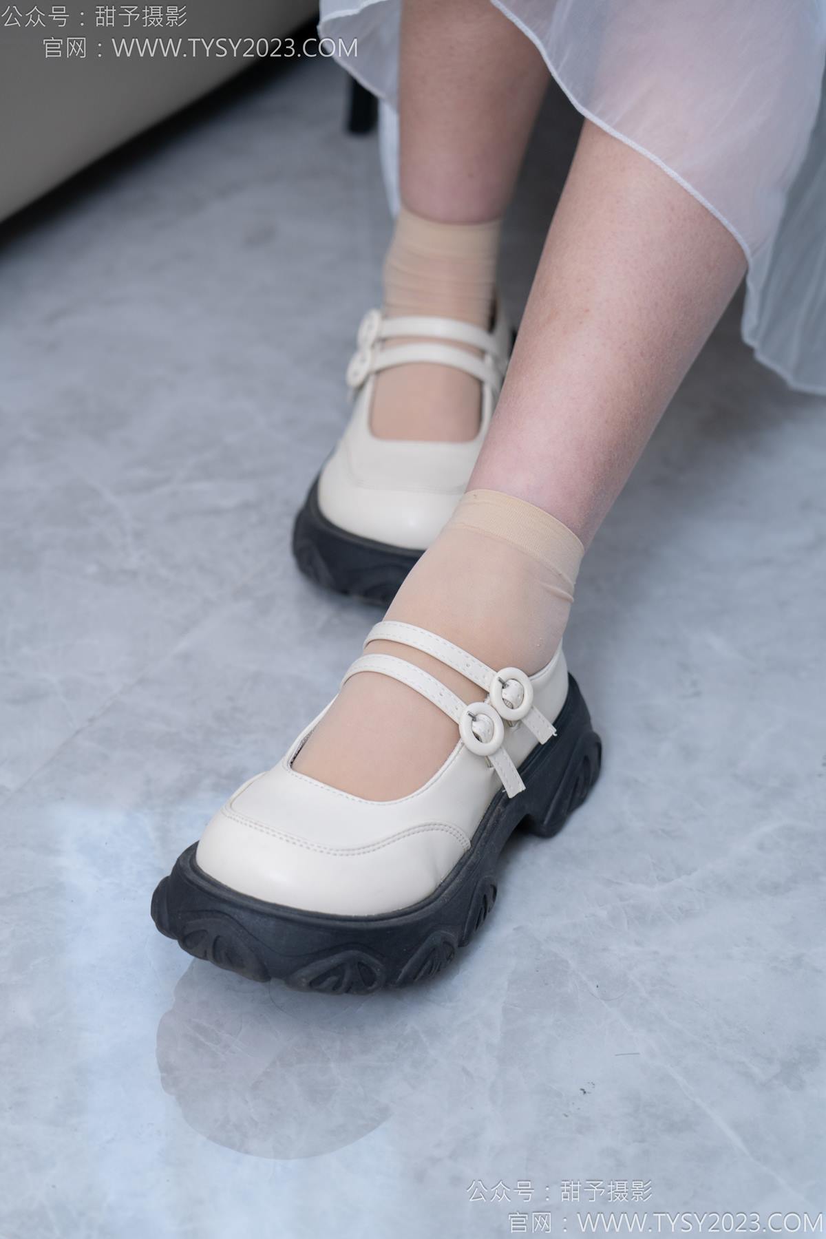 图片[29]-甜予摄影 NO.172 知知-皮鞋、短肉丝、裸足[130P] – 速更版-美库