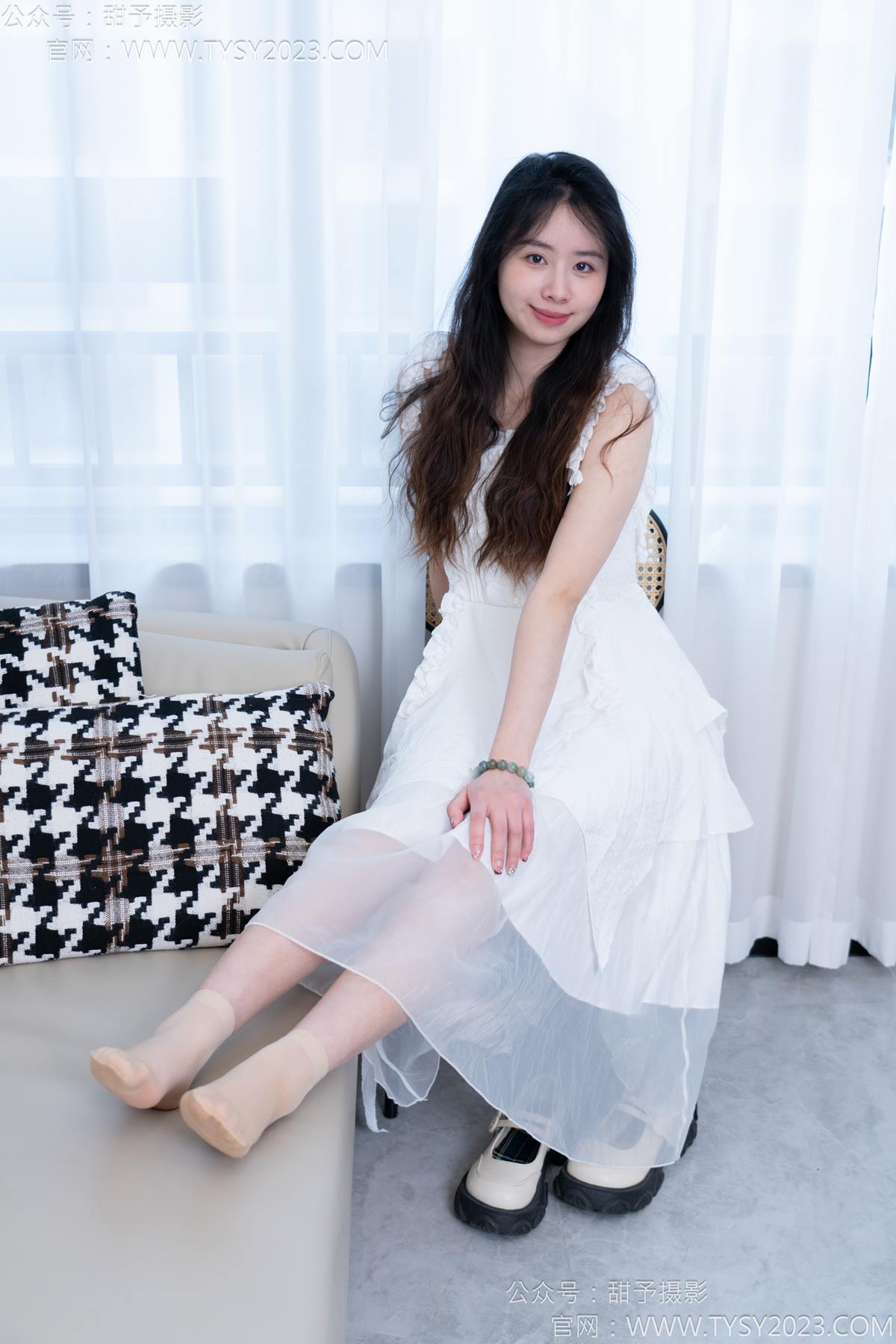 图片[50]-甜予摄影 NO.172 知知-皮鞋、短肉丝、裸足[130P] – 速更版-美库