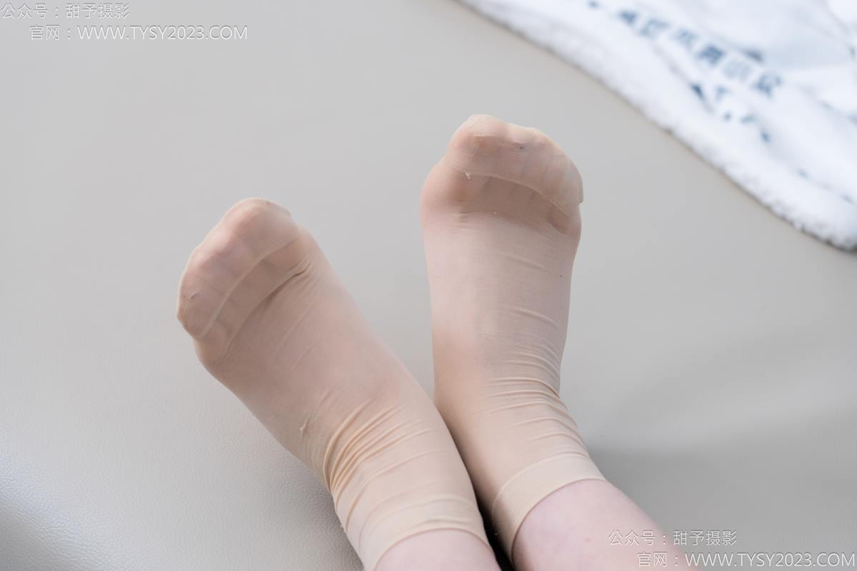 图片[57]-甜予摄影 NO.172 知知-皮鞋、短肉丝、裸足[130P] – 速更版-美库