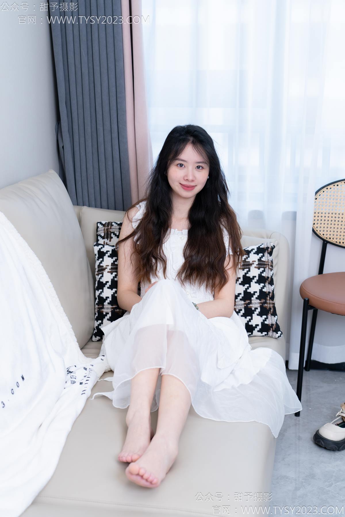 图片[110]-甜予摄影 NO.172 知知-皮鞋、短肉丝、裸足[130P] – 速更版-美库