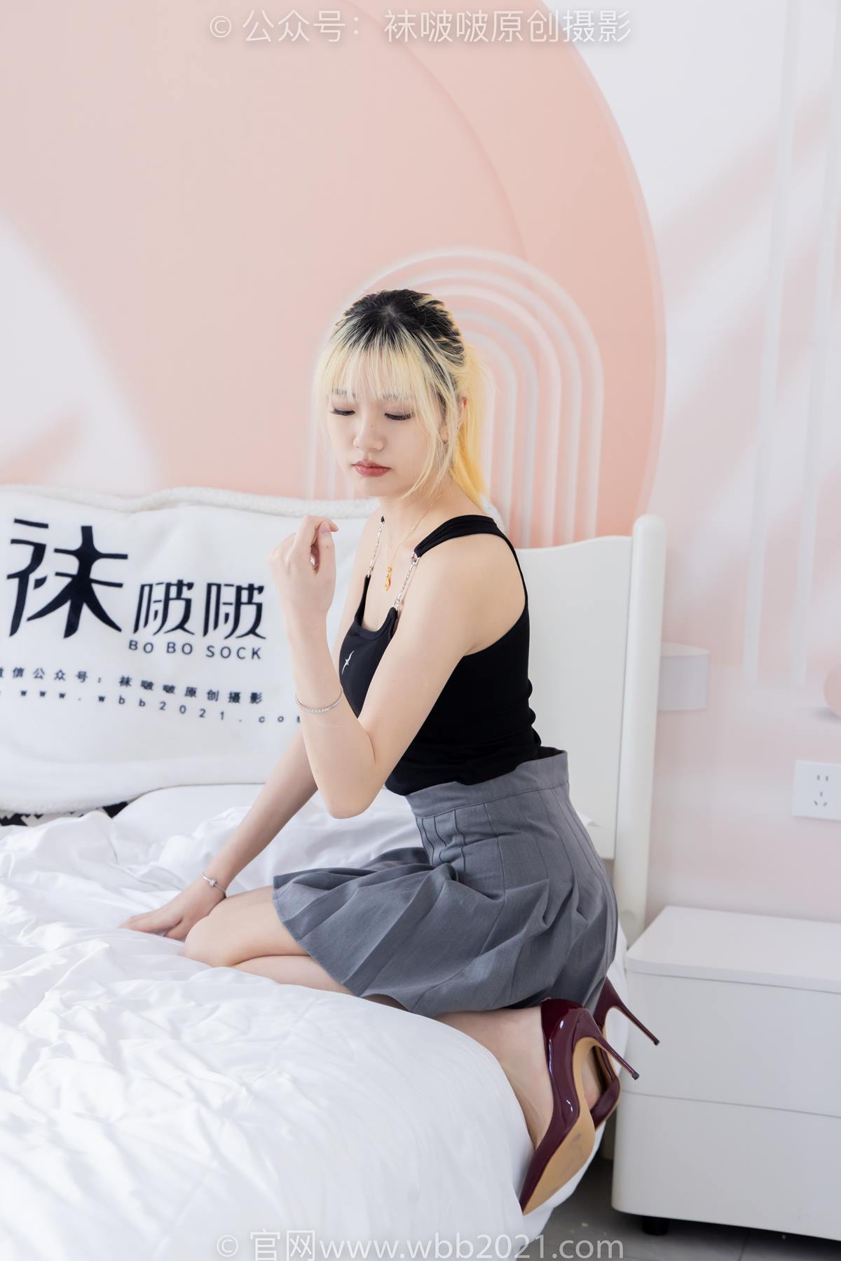图片[20]-[BoBoSocks袜啵啵]NO.546 小甜豆-高跟鞋、高跟长靴、薄肉丝、薄灰丝、裸足[131P] – 速更版-美库