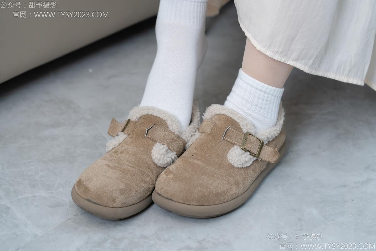 图片[42]-甜予摄影 NO.173 小葵-棉鞋、白棉袜、薄肉丝[87P] – 速更版-美库