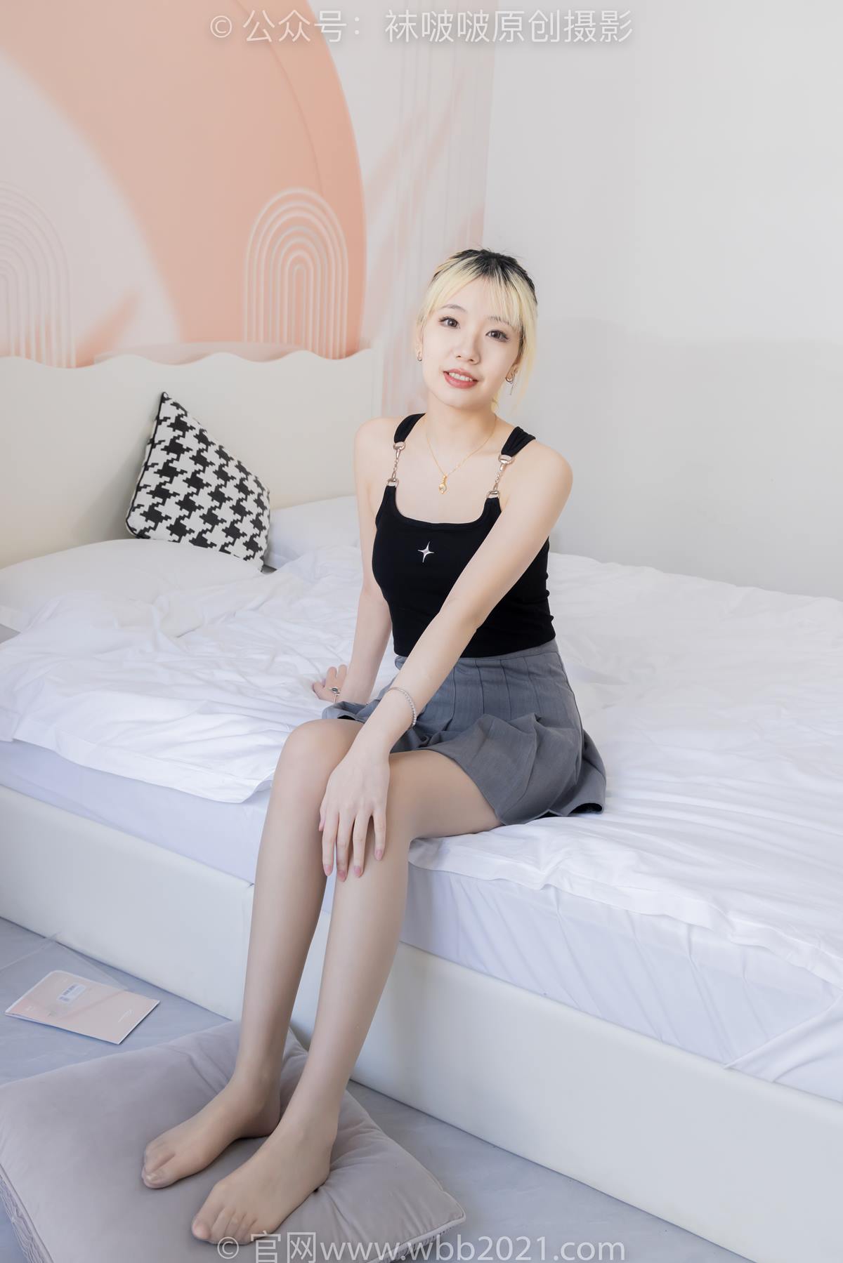 图片[38]-[BoBoSocks袜啵啵]NO.546 小甜豆-高跟鞋、高跟长靴、薄肉丝、薄灰丝、裸足[131P] – 速更版-美库