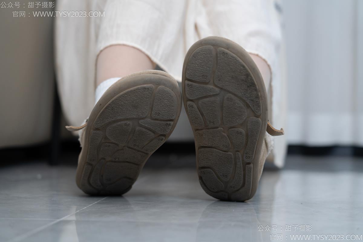 图片[58]-甜予摄影 NO.173 小葵-棉鞋、白棉袜、薄肉丝[87P] – 速更版-美库