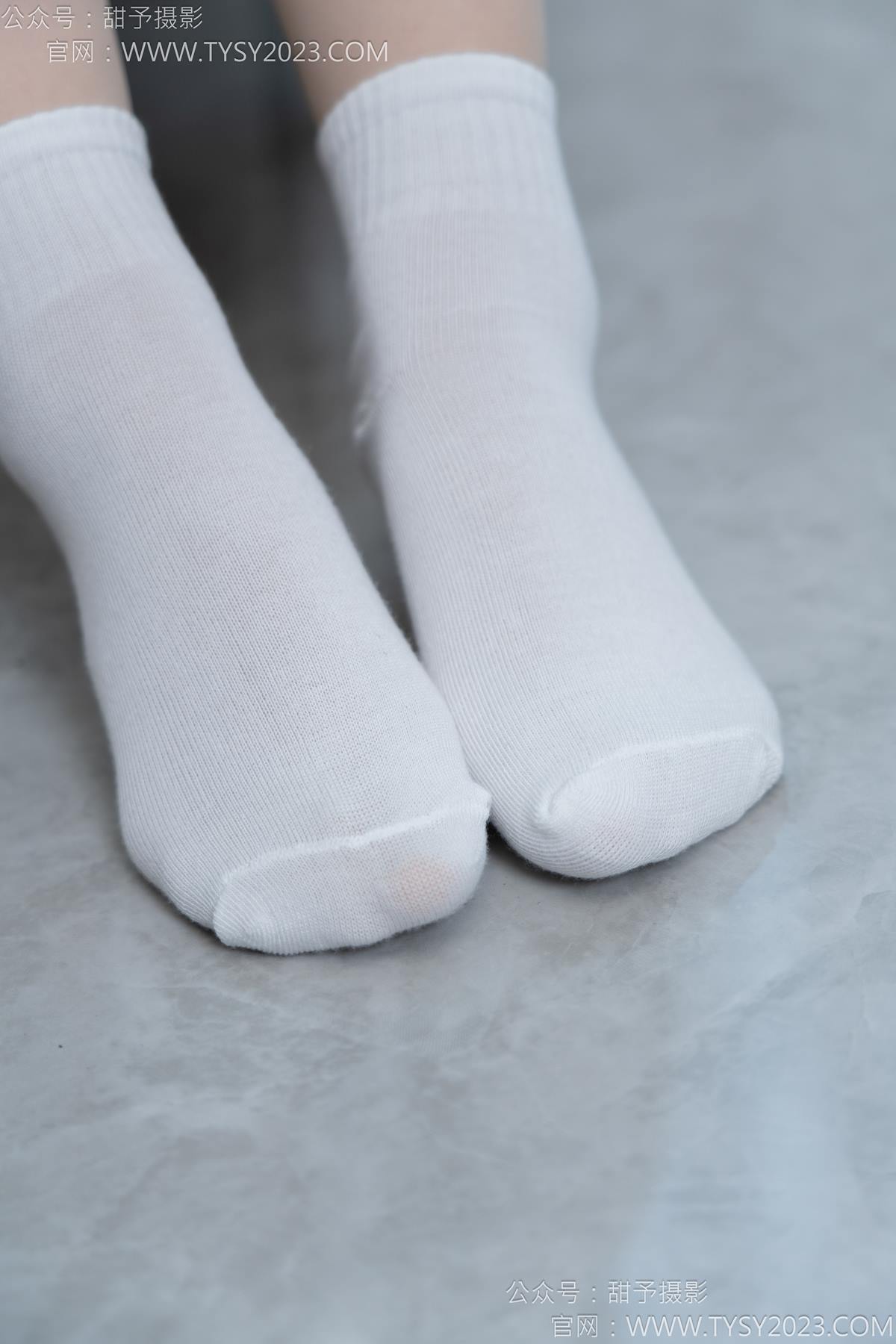 图片[84]-甜予摄影 NO.173 小葵-棉鞋、白棉袜、薄肉丝[87P] – 速更版-美库