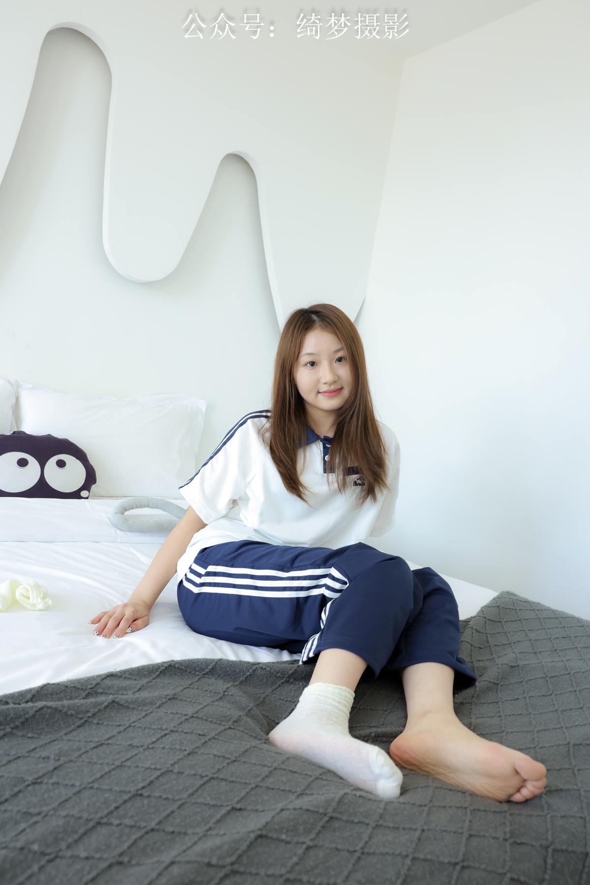 图片[25]-绮梦摄影 2024.09.18 NO.025 雨薇 珍藏无修无水印版[123P] – 速更版-美库