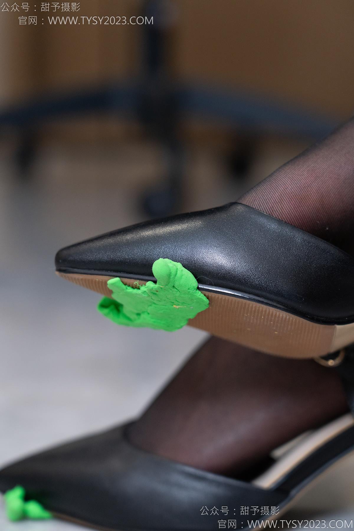 图片[15]-甜予摄影 NO.175 澜澜-高跟鞋、薄灰丝、薄黑丝、踩小人剧情[88P] – 速更版-美库