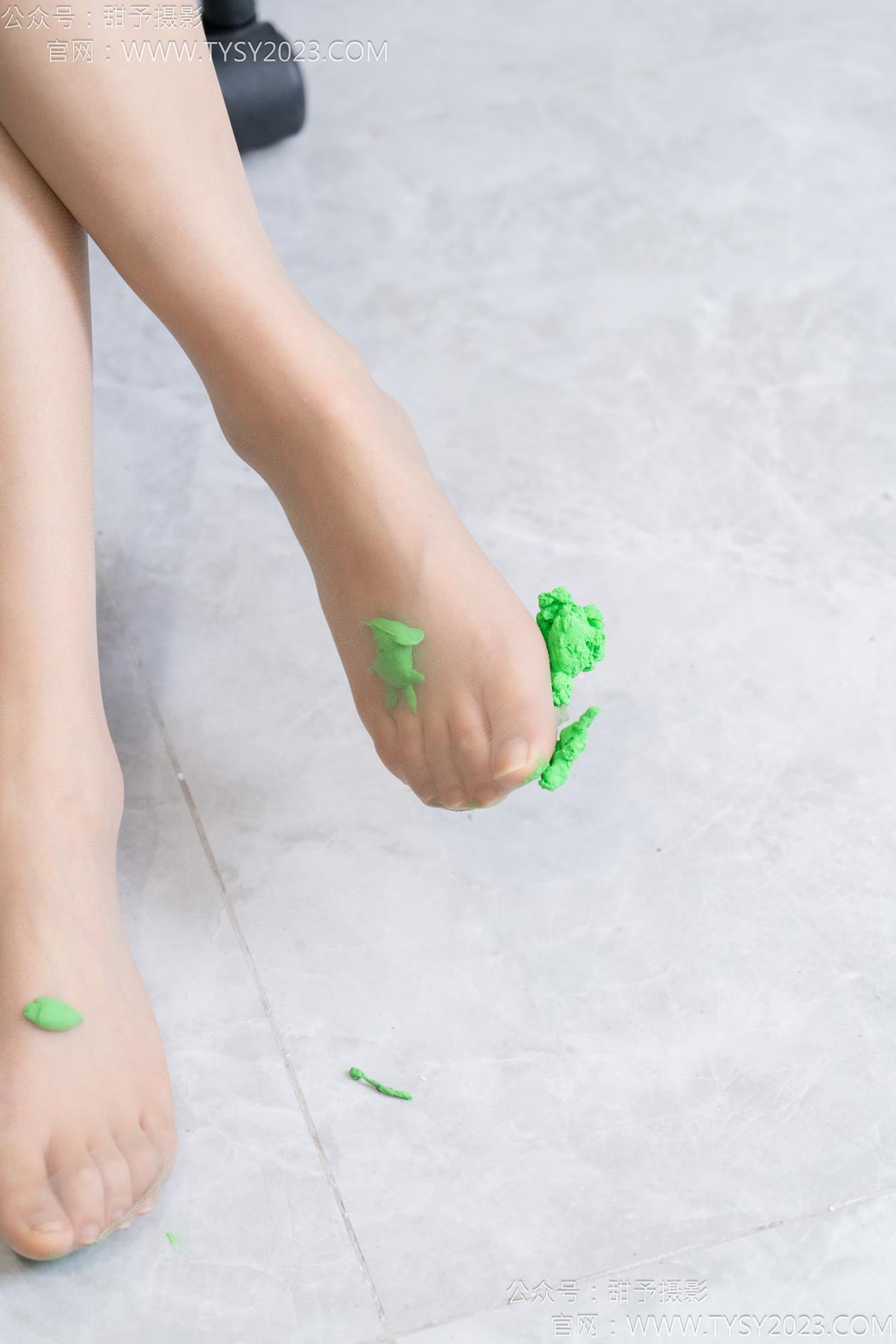 图片[43]-甜予摄影 NO.175 澜澜-高跟鞋、薄灰丝、薄黑丝、踩小人剧情[88P] – 速更版-美库