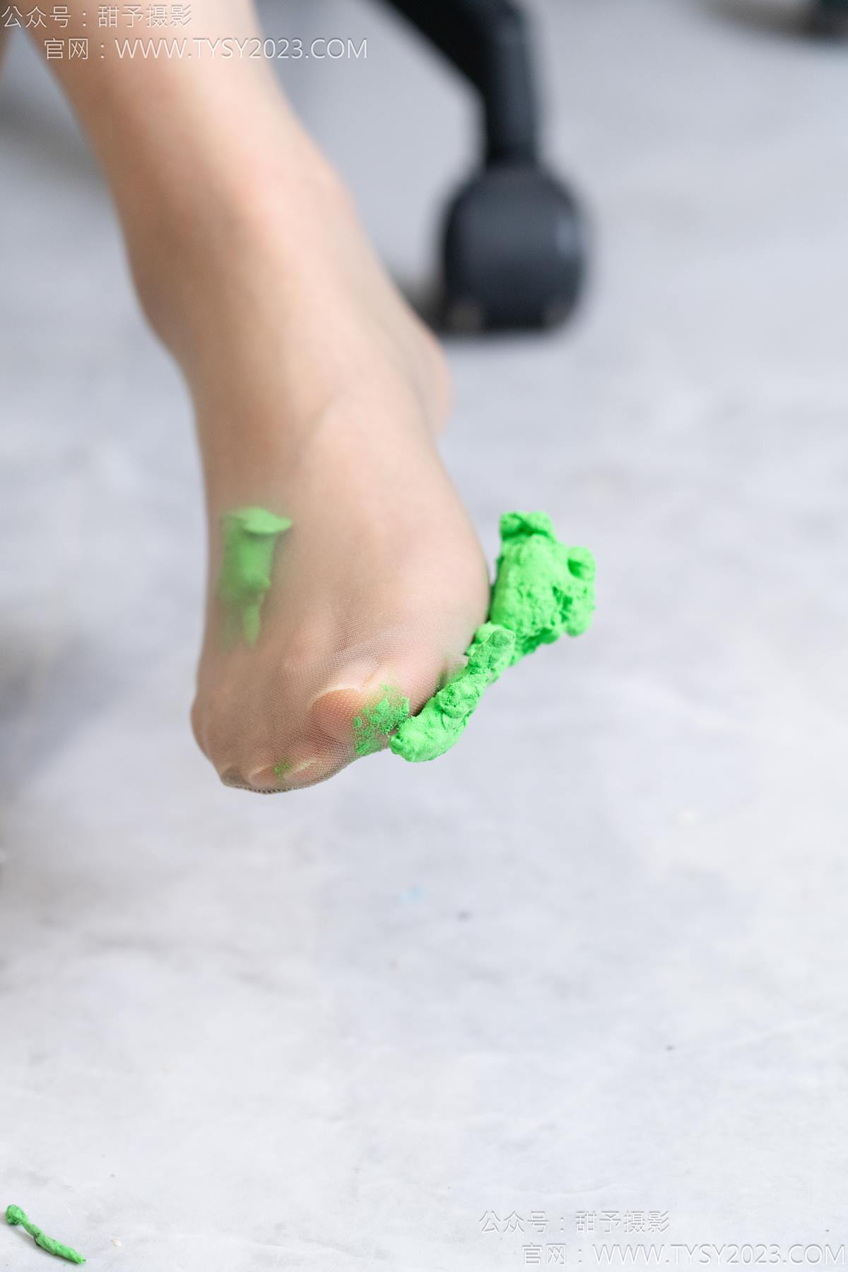 图片[53]-甜予摄影 NO.175 澜澜-高跟鞋、薄灰丝、薄黑丝、踩小人剧情[88P] – 速更版-美库