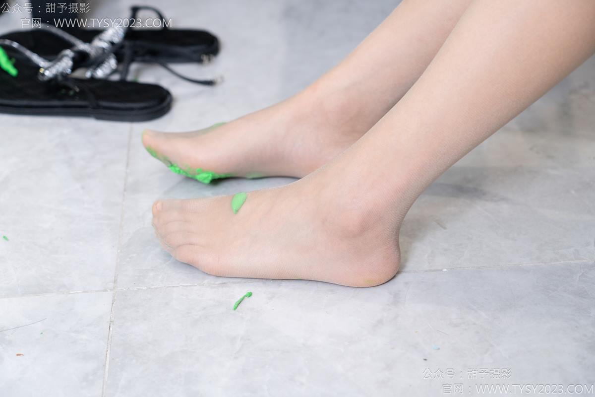 图片[74]-甜予摄影 NO.175 澜澜-高跟鞋、薄灰丝、薄黑丝、踩小人剧情[88P] – 速更版-美库