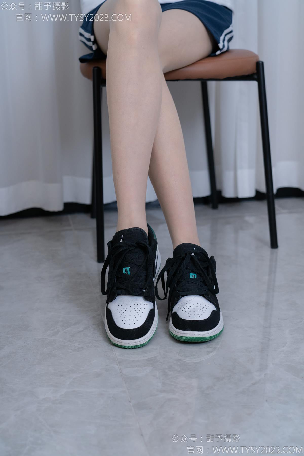 图片[15]-甜予摄影 NO.176 珞珞-板鞋、薄肉丝[98P] – 速更版-美库