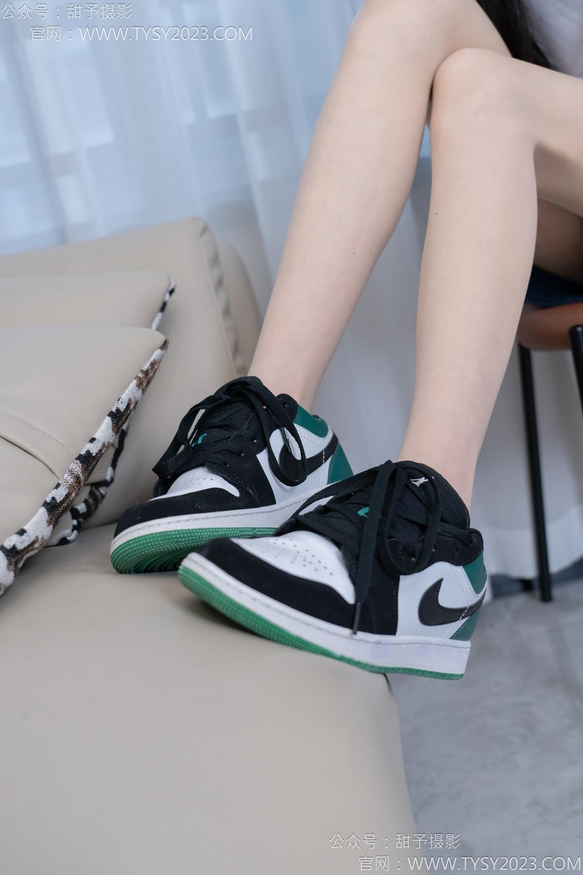 图片[26]-甜予摄影 NO.176 珞珞-板鞋、薄肉丝[98P] – 速更版-美库