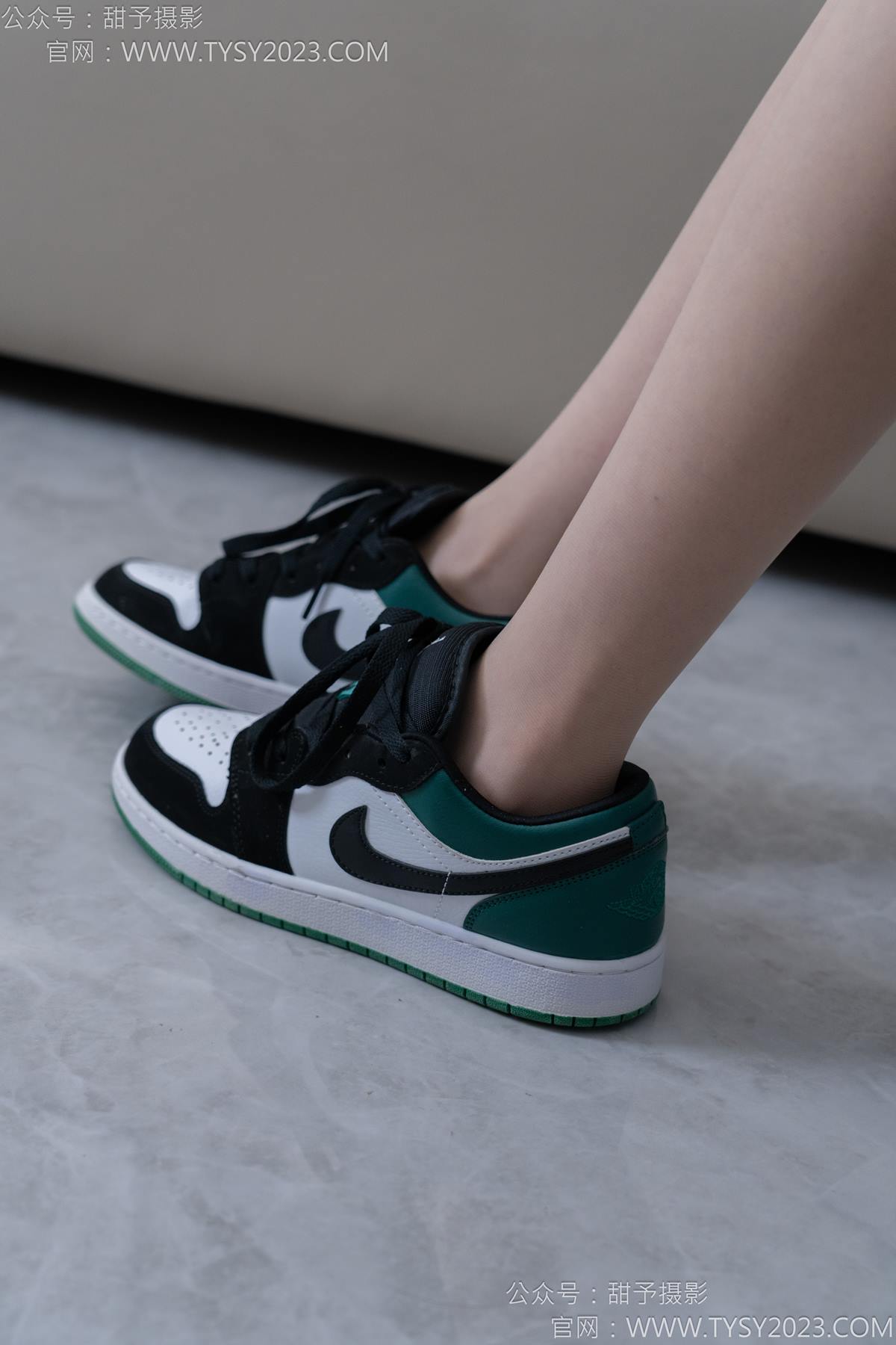 图片[30]-甜予摄影 NO.176 珞珞-板鞋、薄肉丝[98P] – 速更版-美库