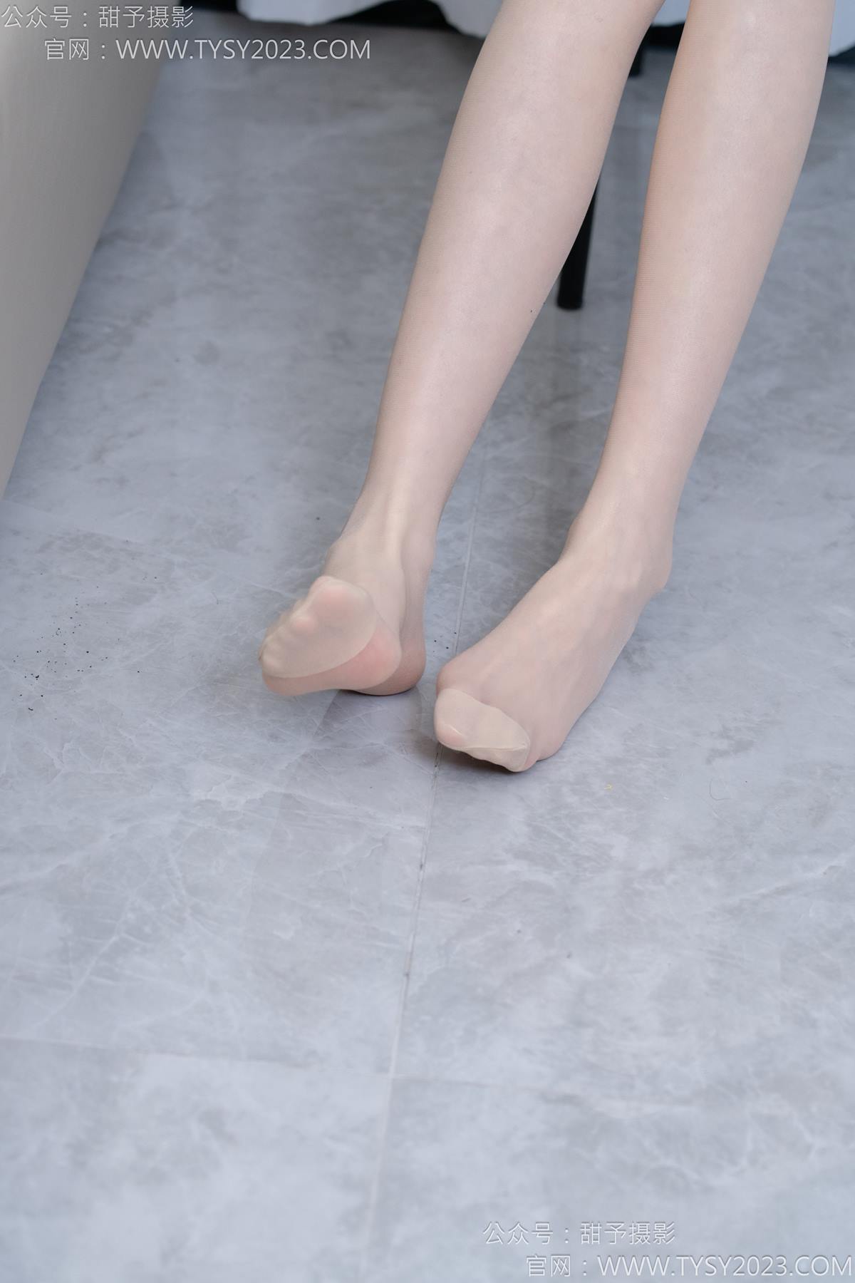 图片[31]-甜予摄影 NO.176 珞珞-板鞋、薄肉丝[98P] – 速更版-美库