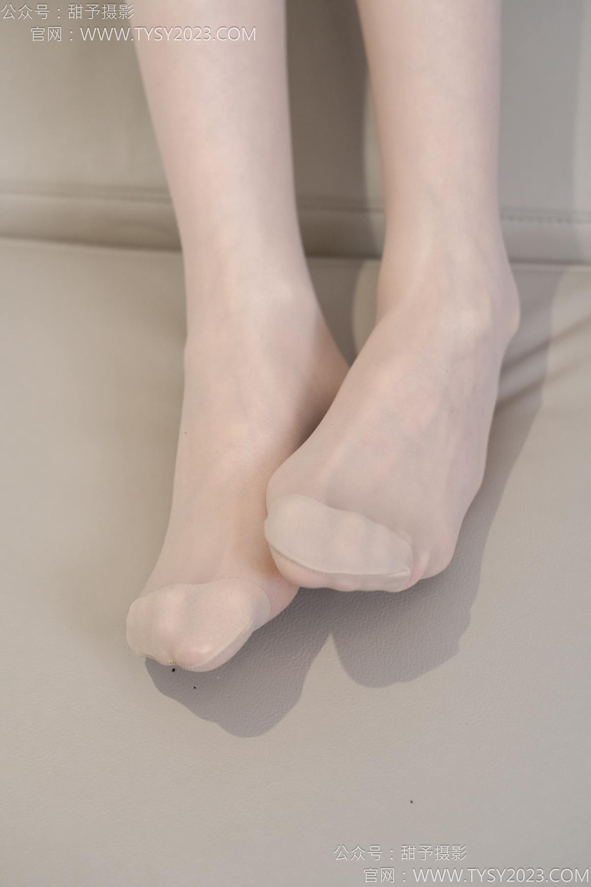 图片[48]-甜予摄影 NO.176 珞珞-板鞋、薄肉丝[98P] – 速更版-美库