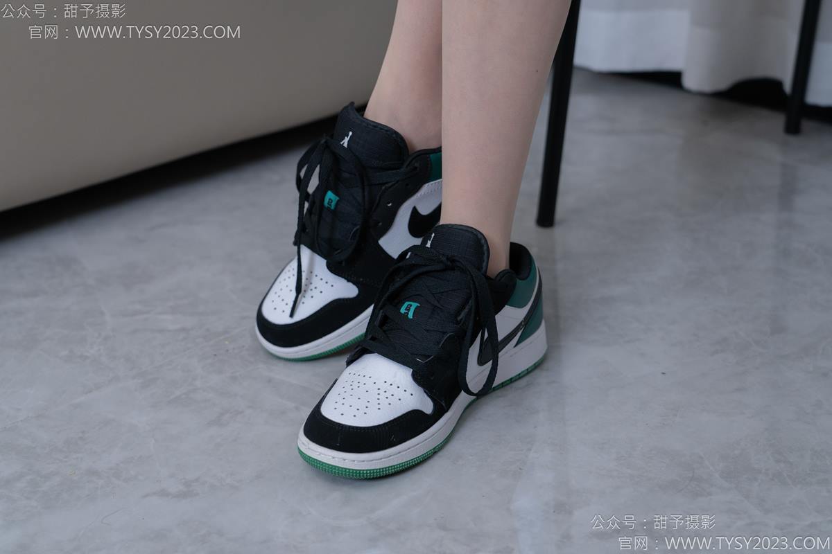 图片[70]-甜予摄影 NO.176 珞珞-板鞋、薄肉丝[98P] – 速更版-美库